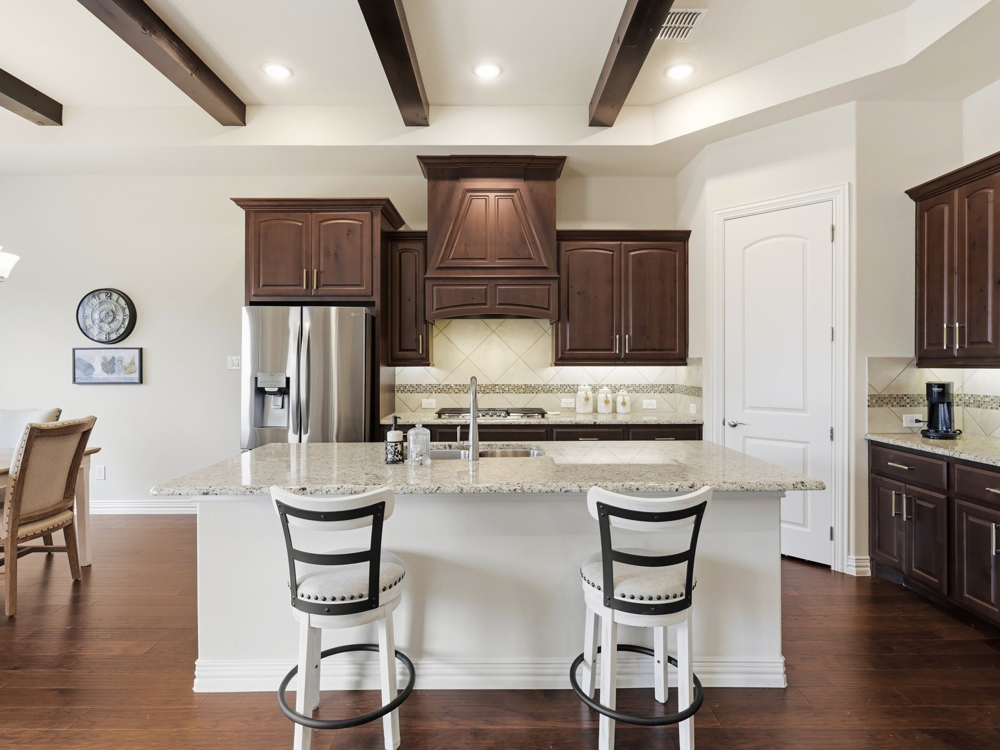 831 Rio Vista Lane