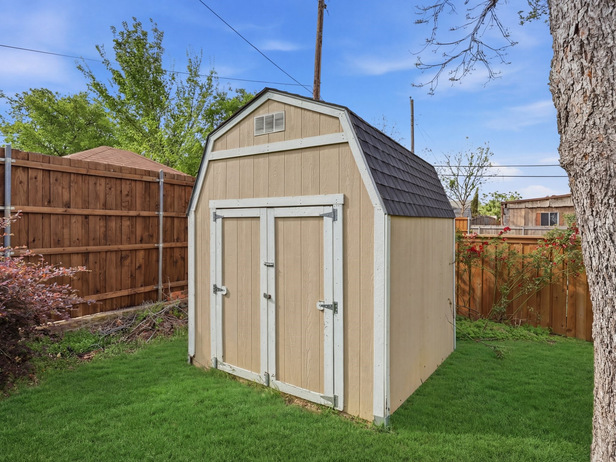 2613 W Rochelle Road