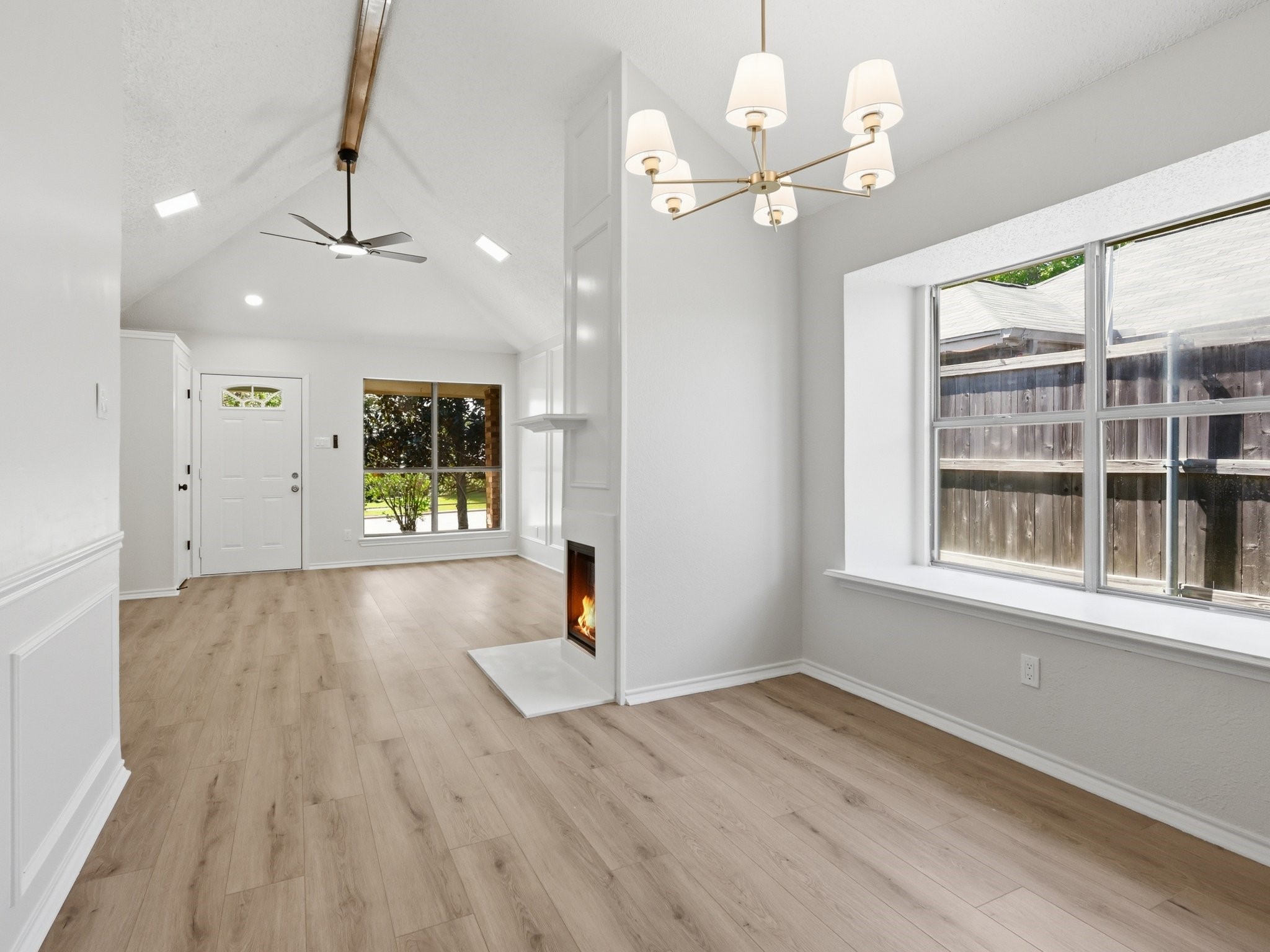 749 Red Oak Drive