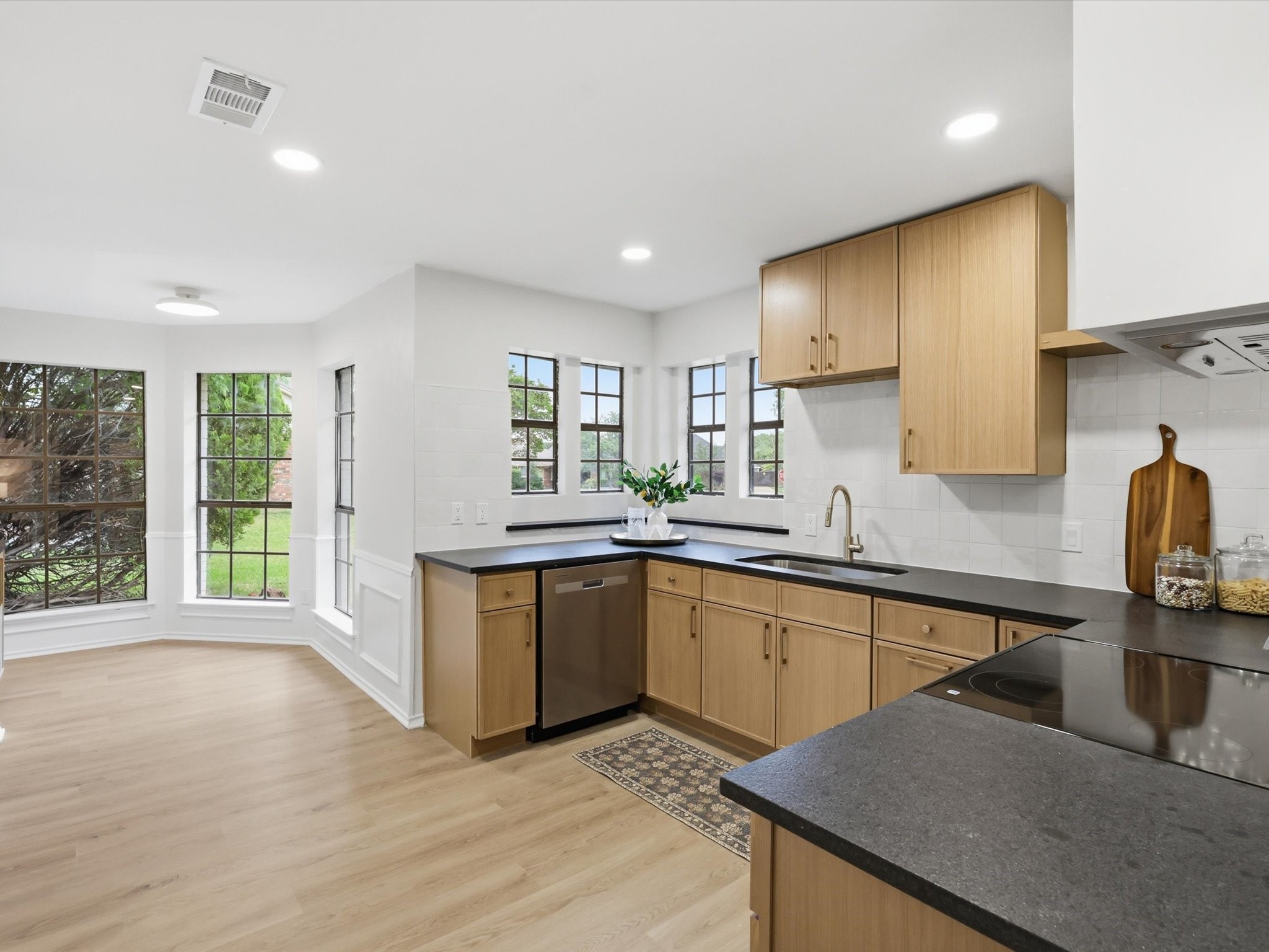 2229 Ridgewood