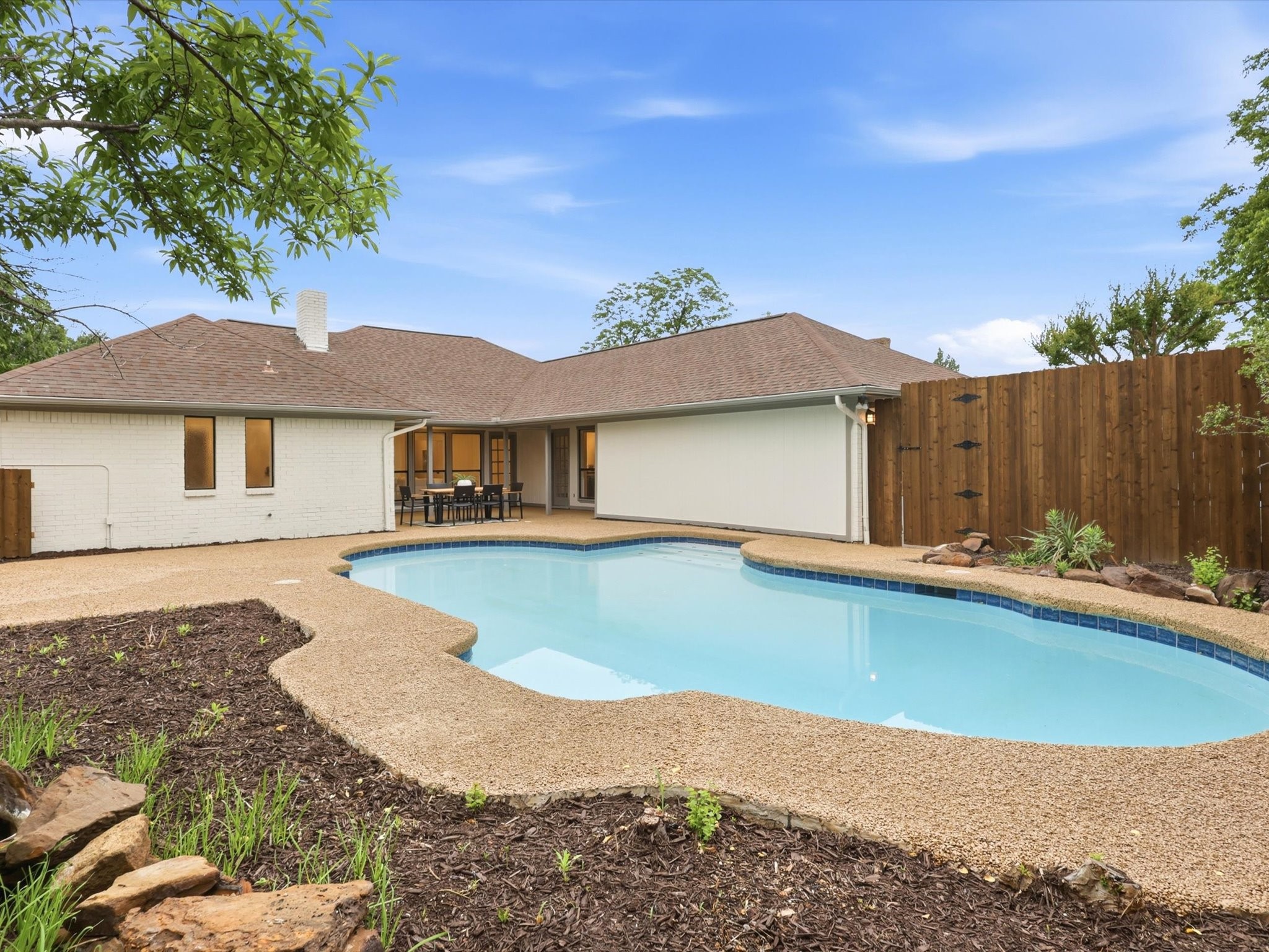 2229 Ridgewood