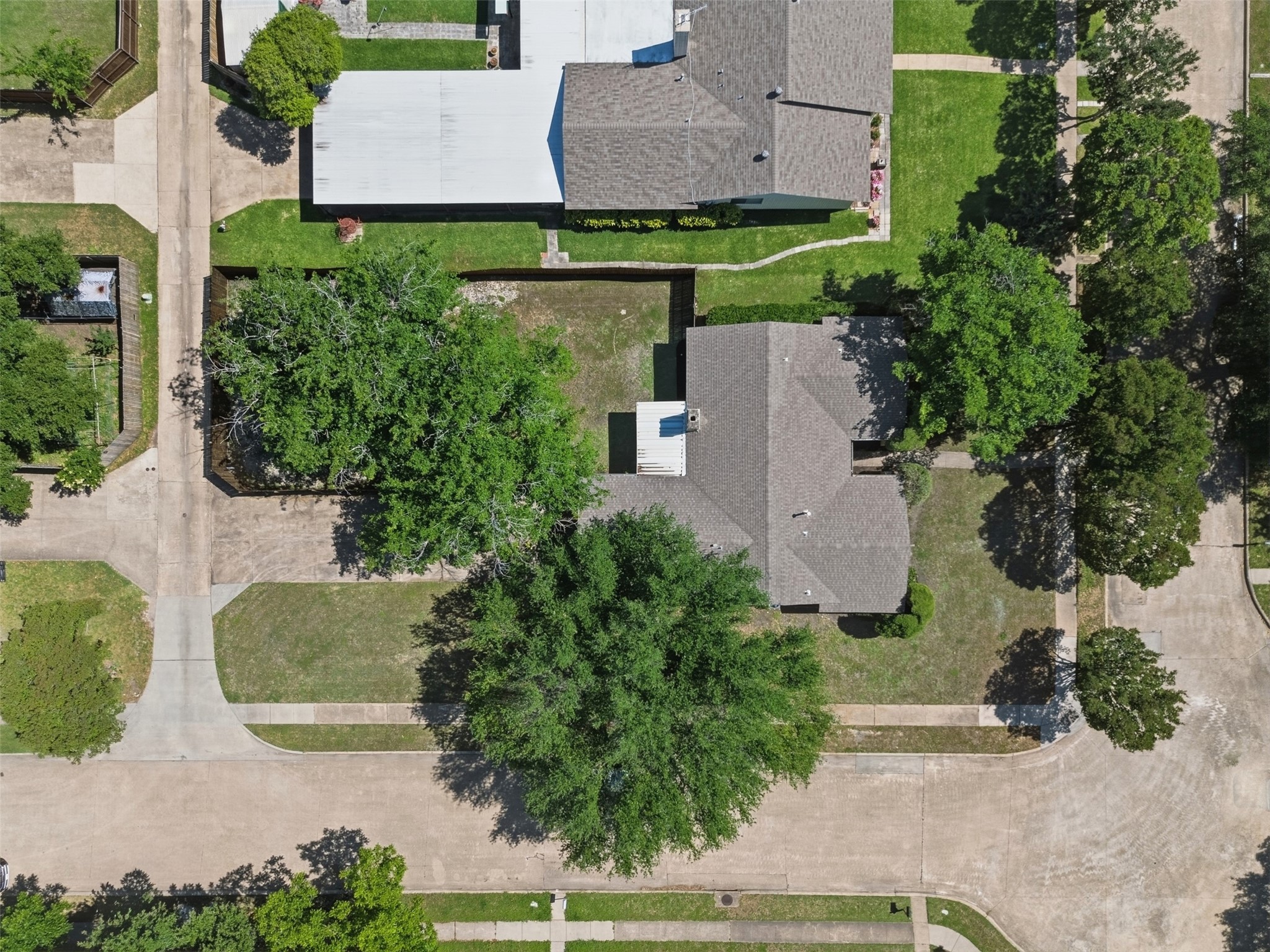 8 Green View Circle