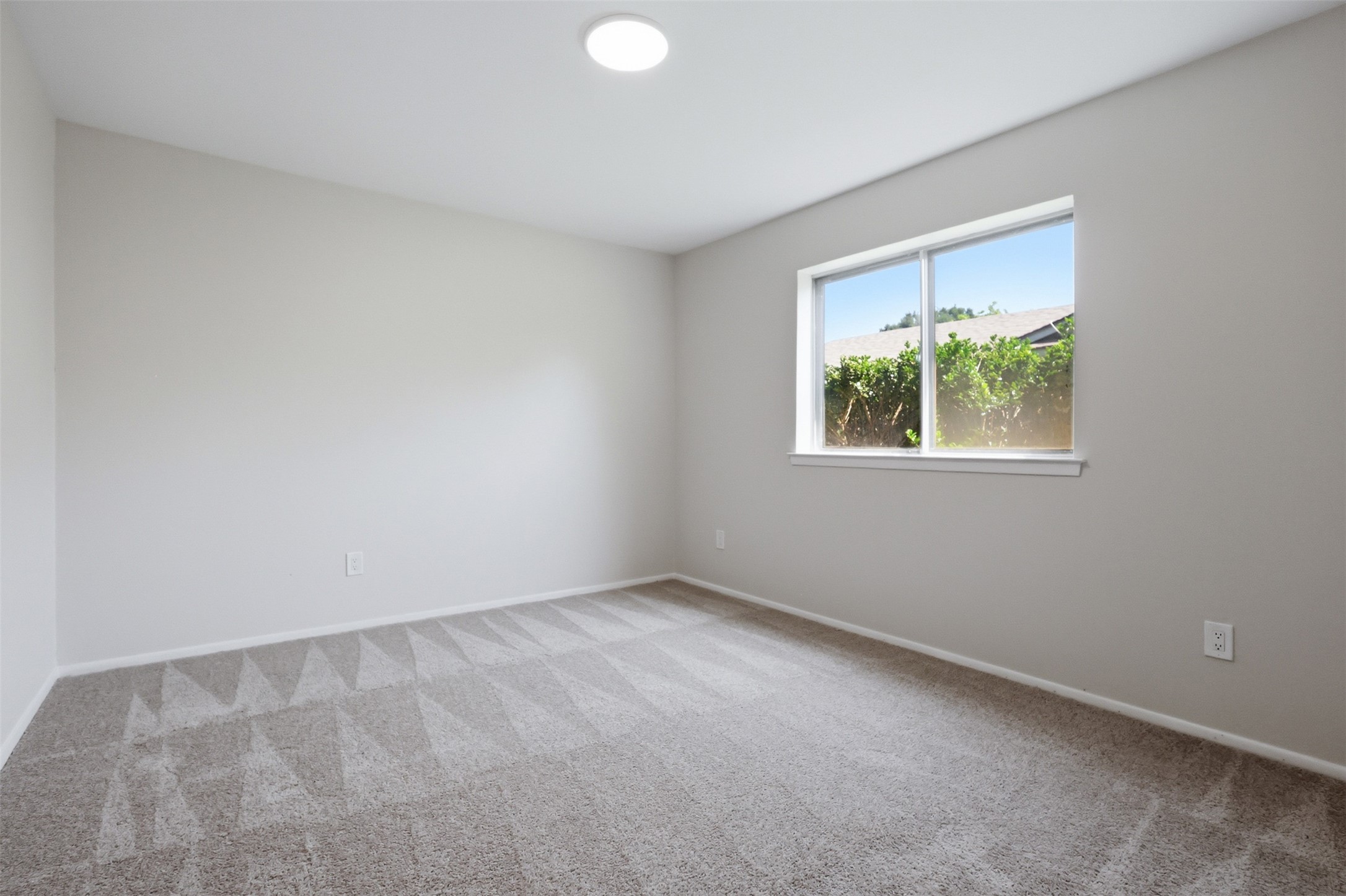 8 Green View Circle