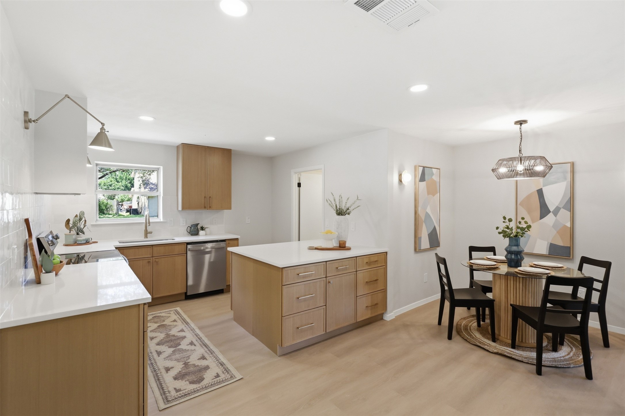 8 Green View Circle
