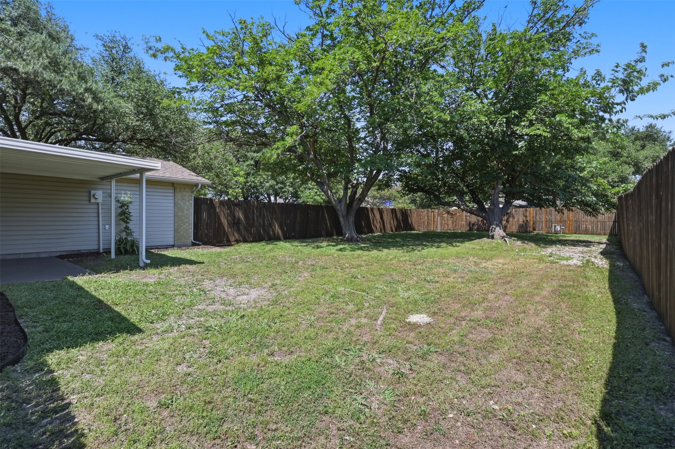 8 Green View Circle