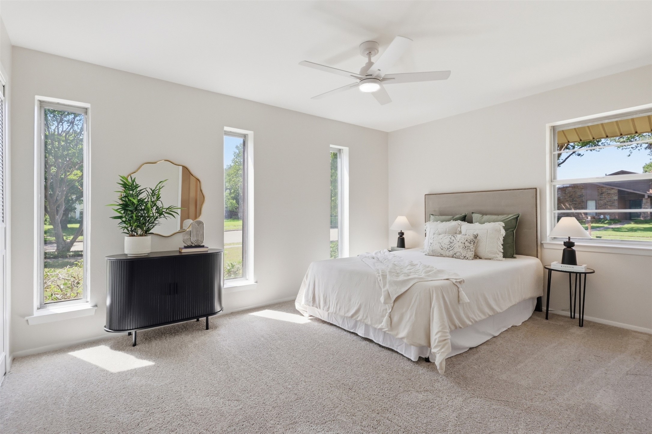 8 Green View Circle