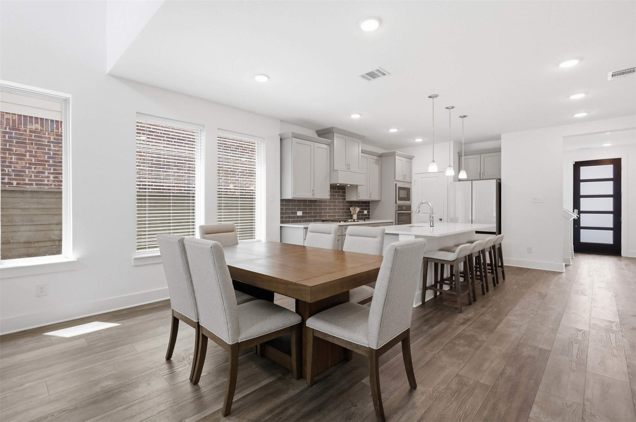 1240 Lady Mantle Way