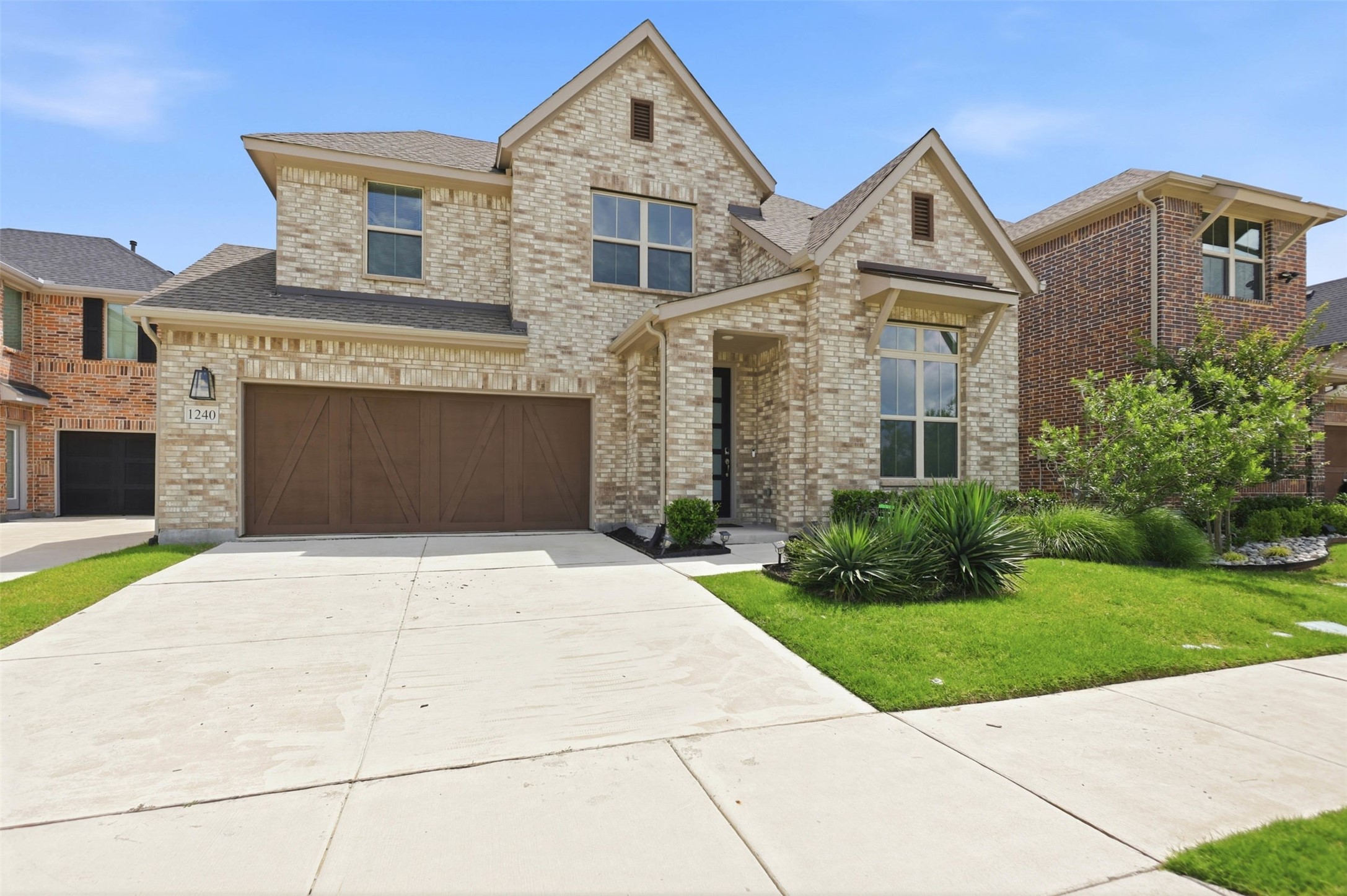 1240 Lady Mantle Way
