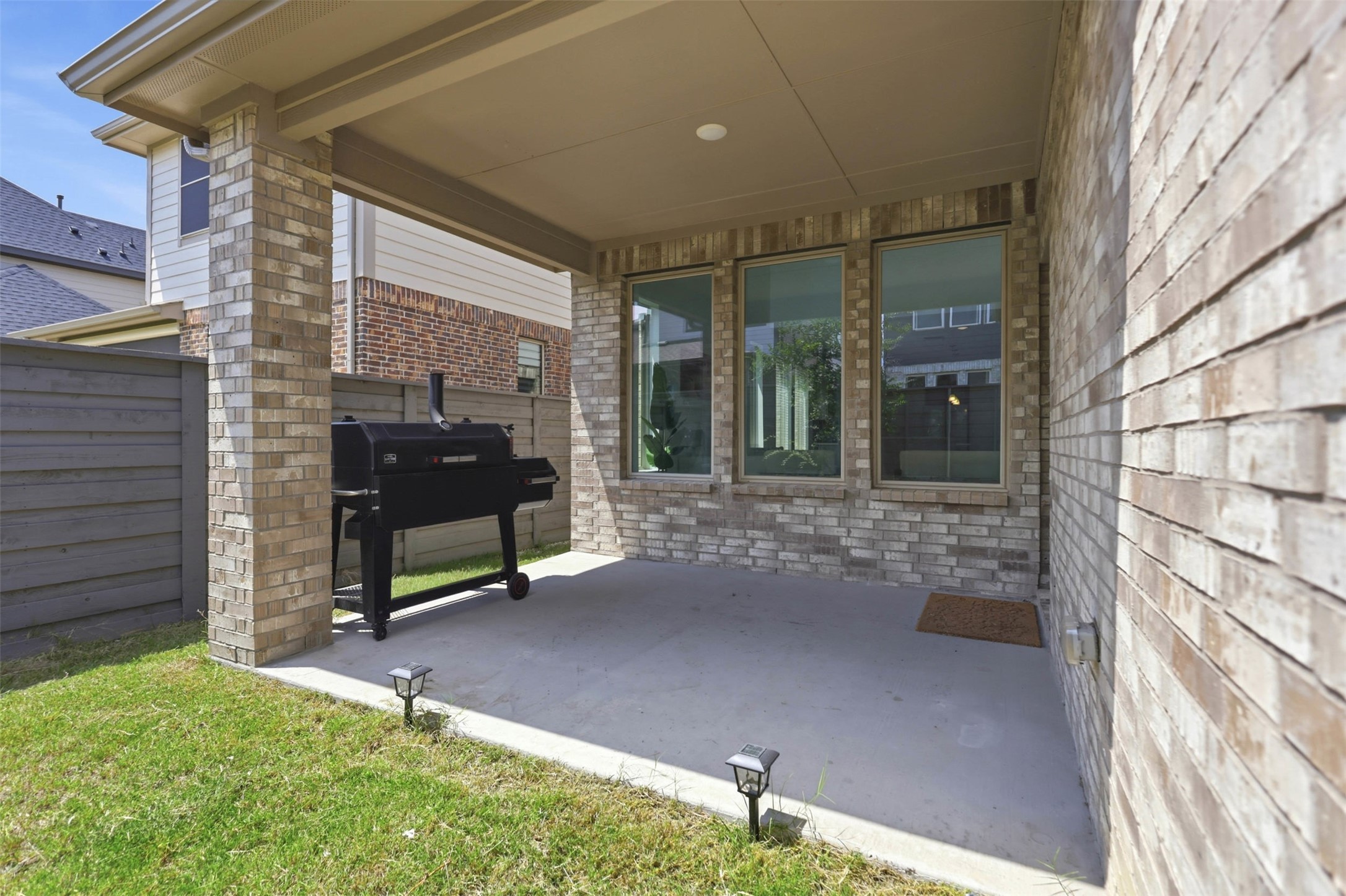 1240 Lady Mantle Way