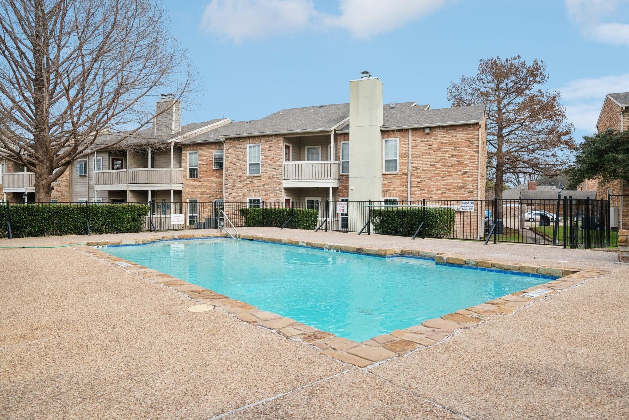 1700 Amelia Court 723