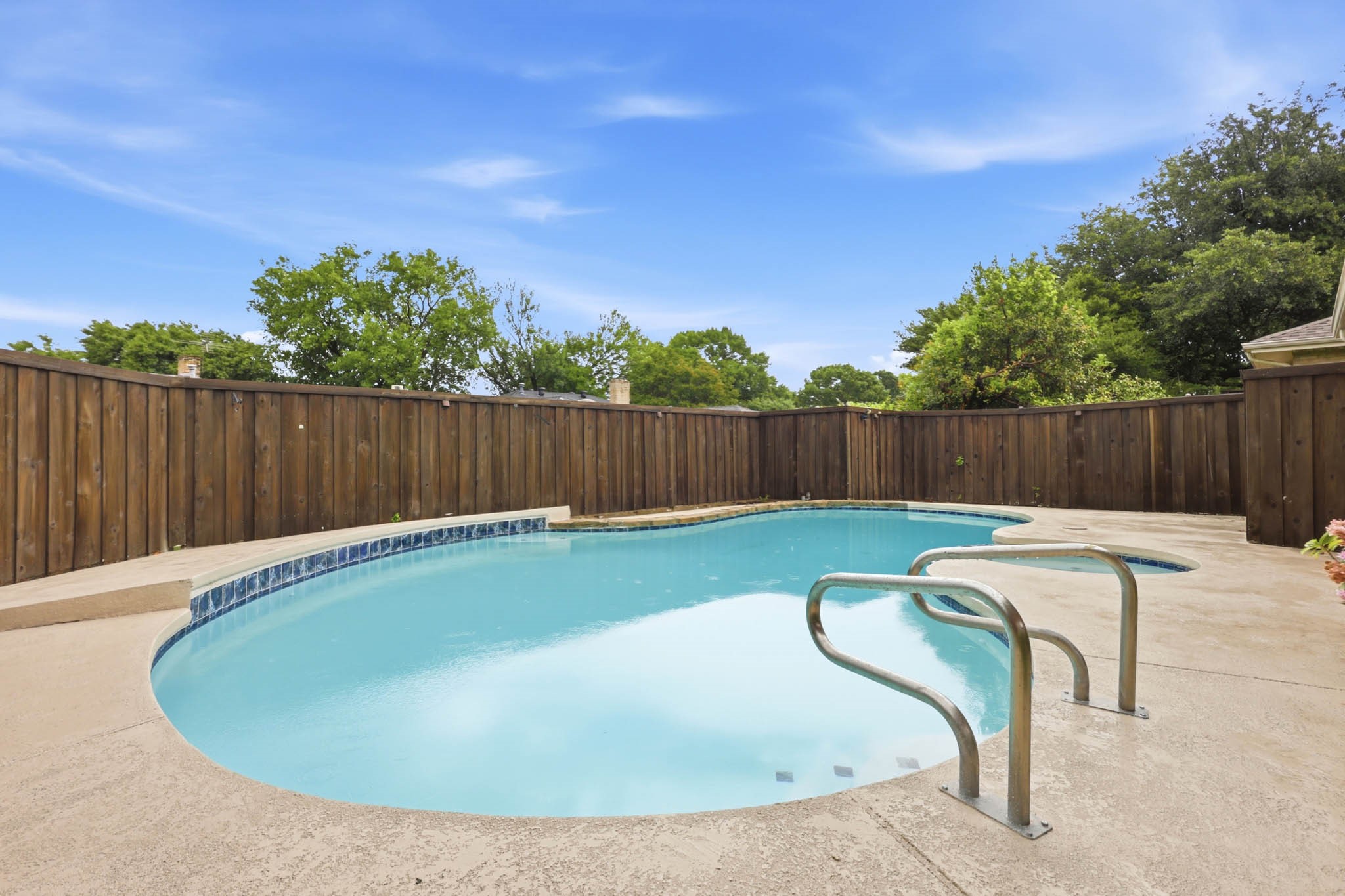 527 Tiffany Trail