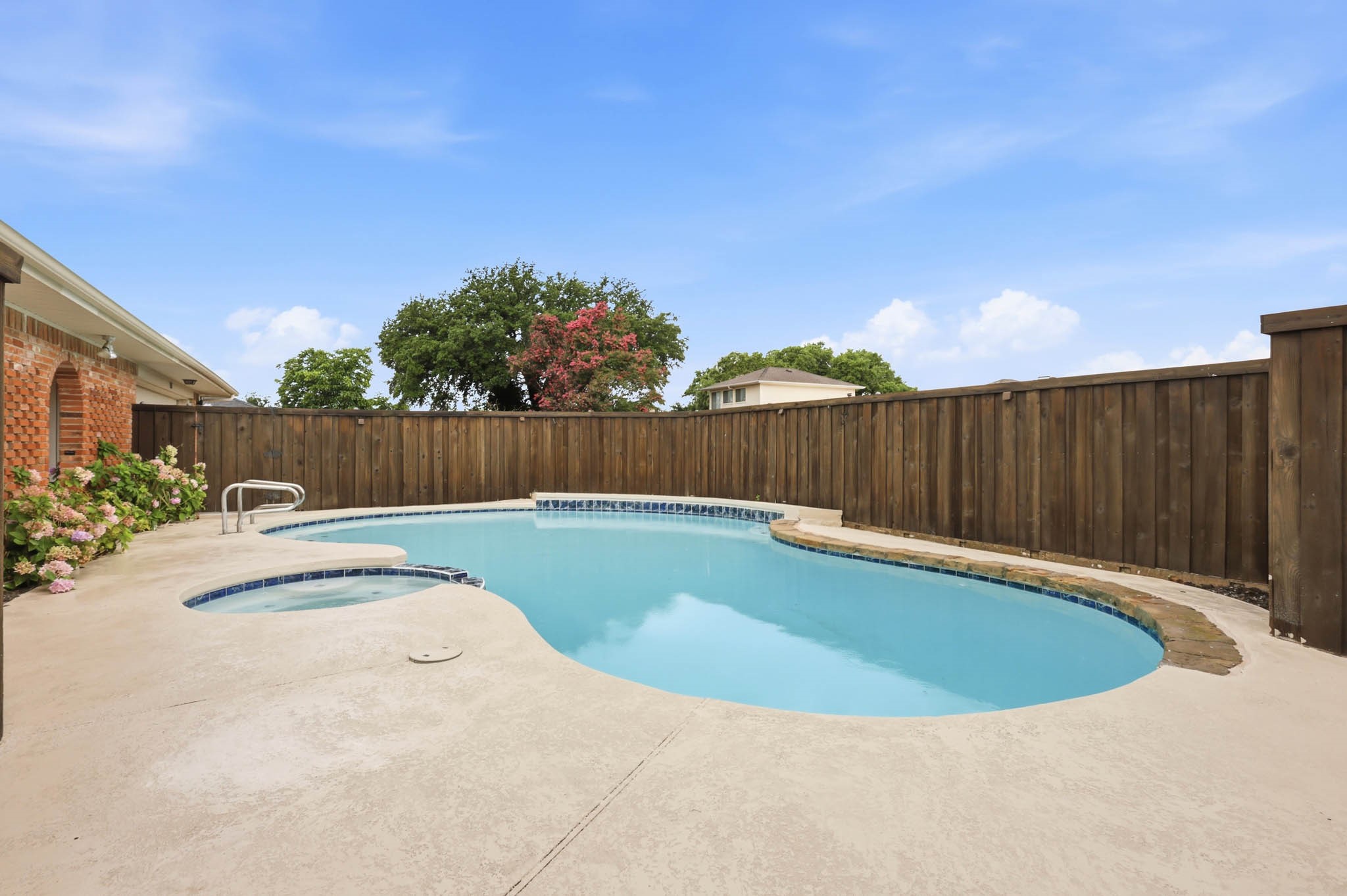 527 Tiffany Trail