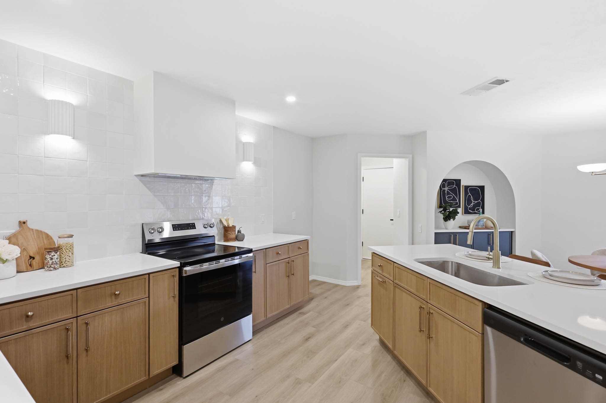 527 Tiffany Trail