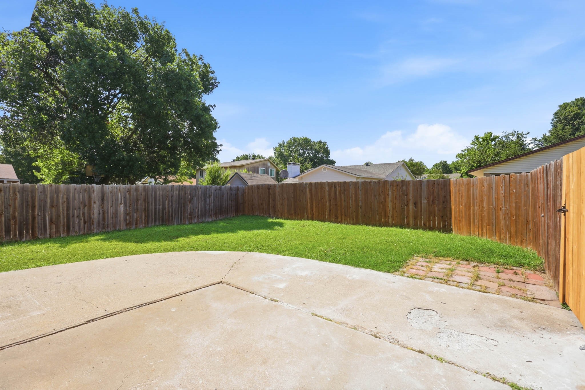 2604 Peppertree Place