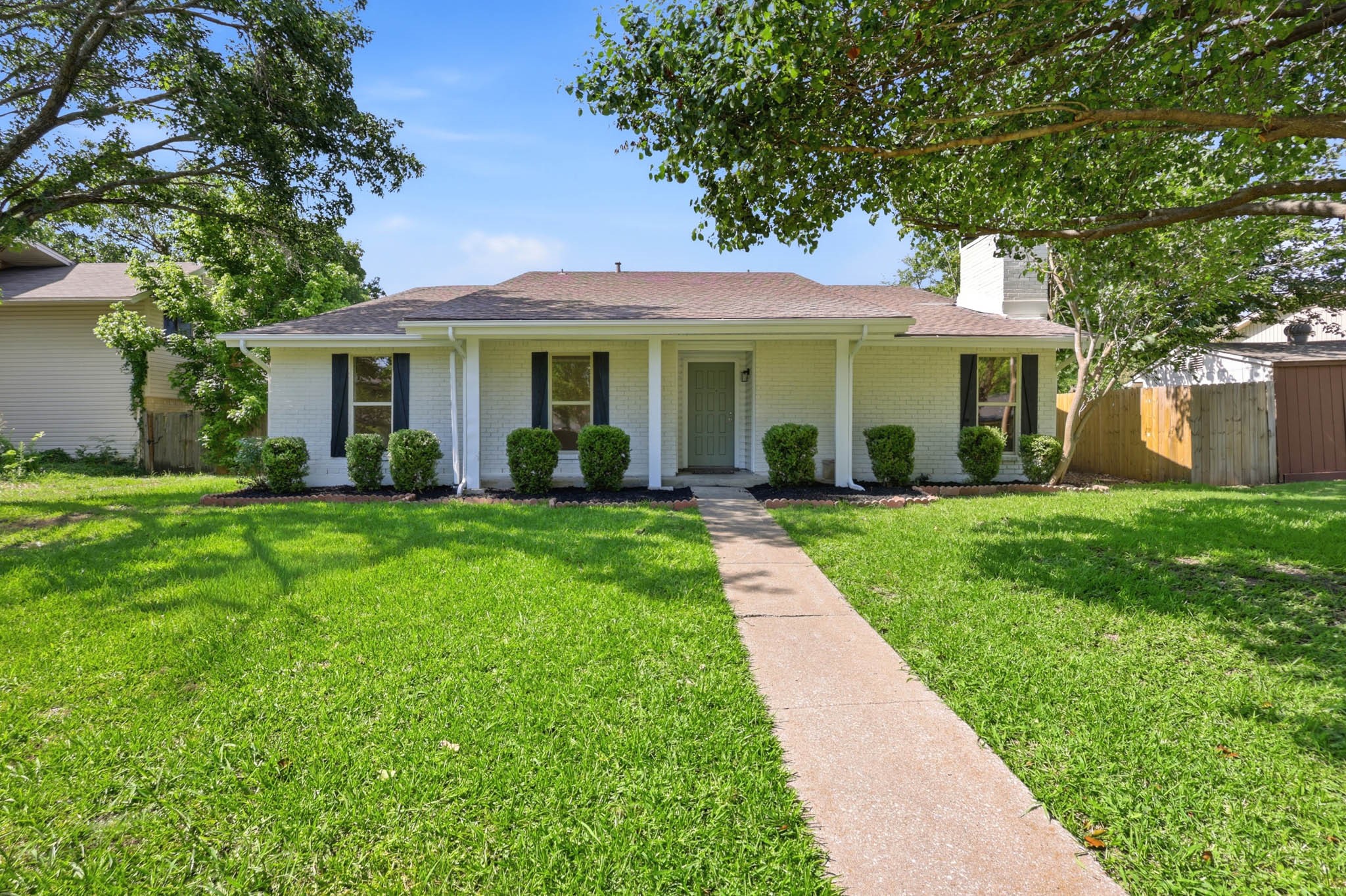 2604 Peppertree Place