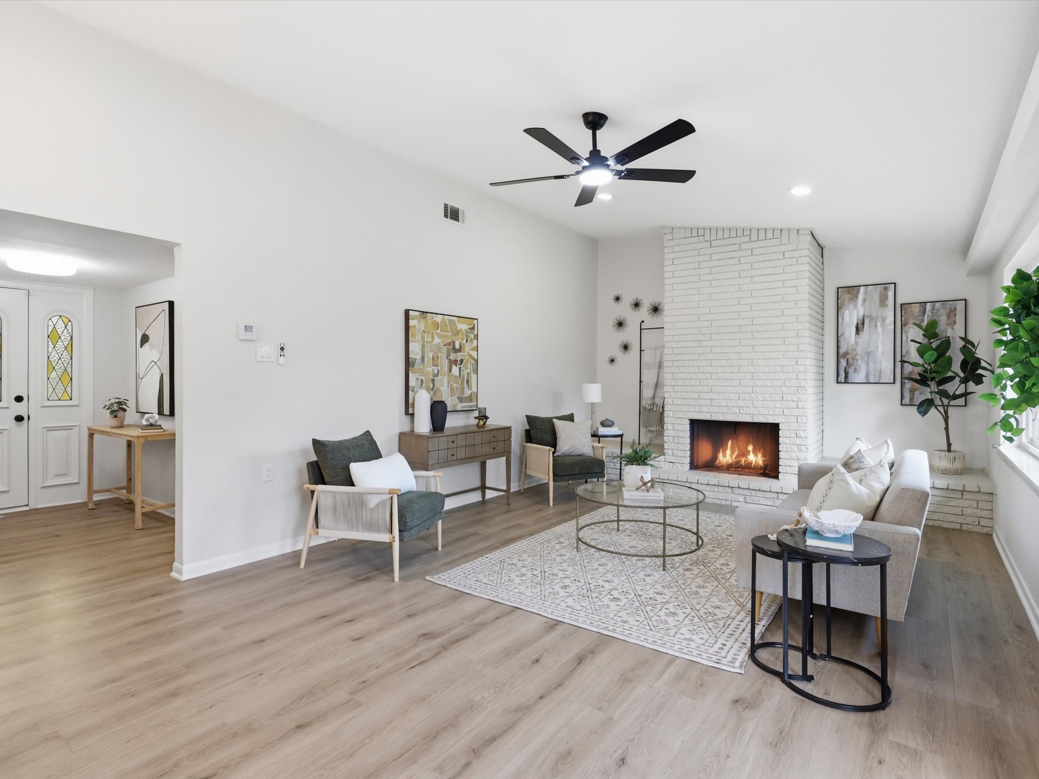 732 Pinehurst Drive