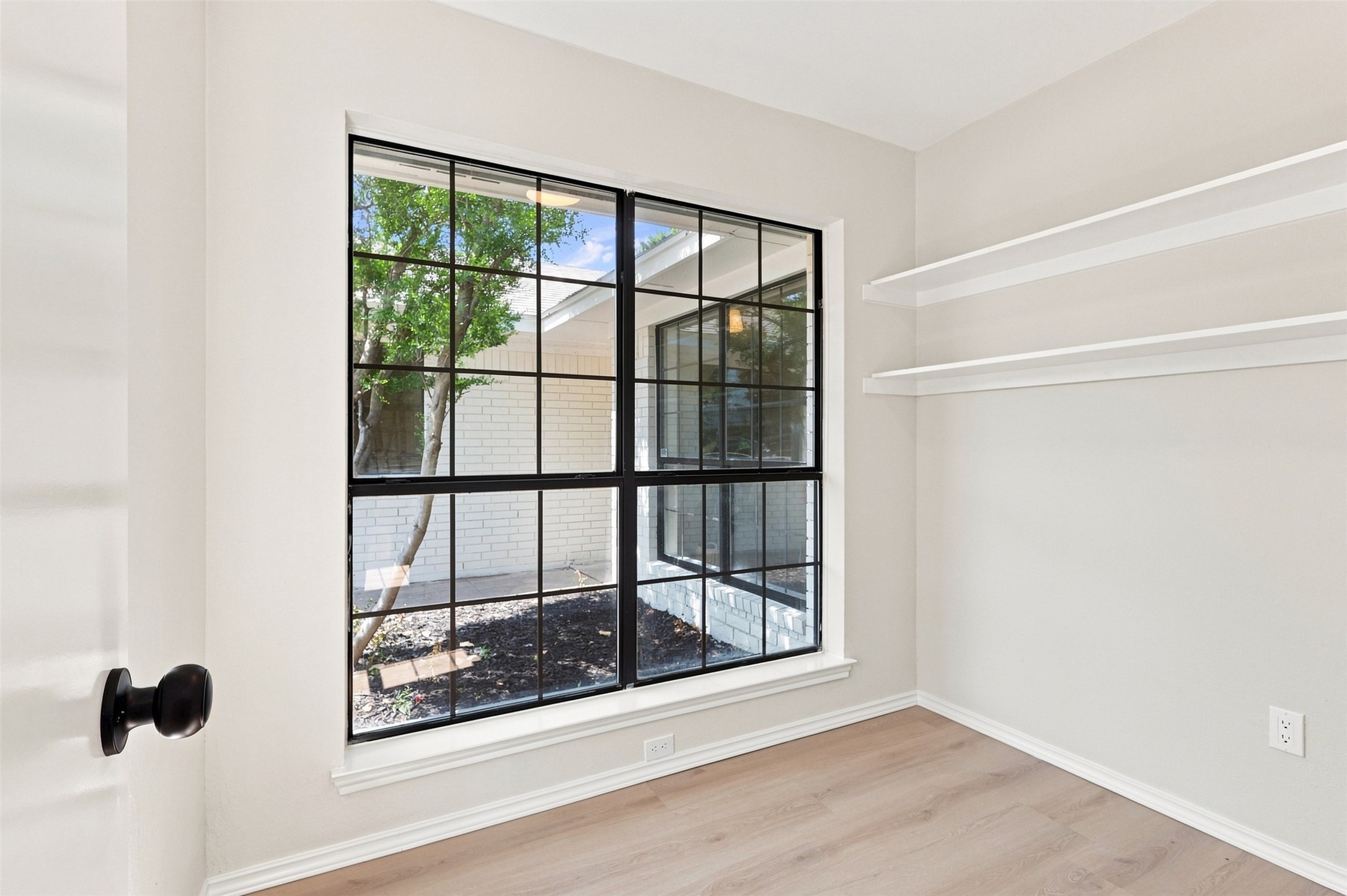 7321 Burke Circle