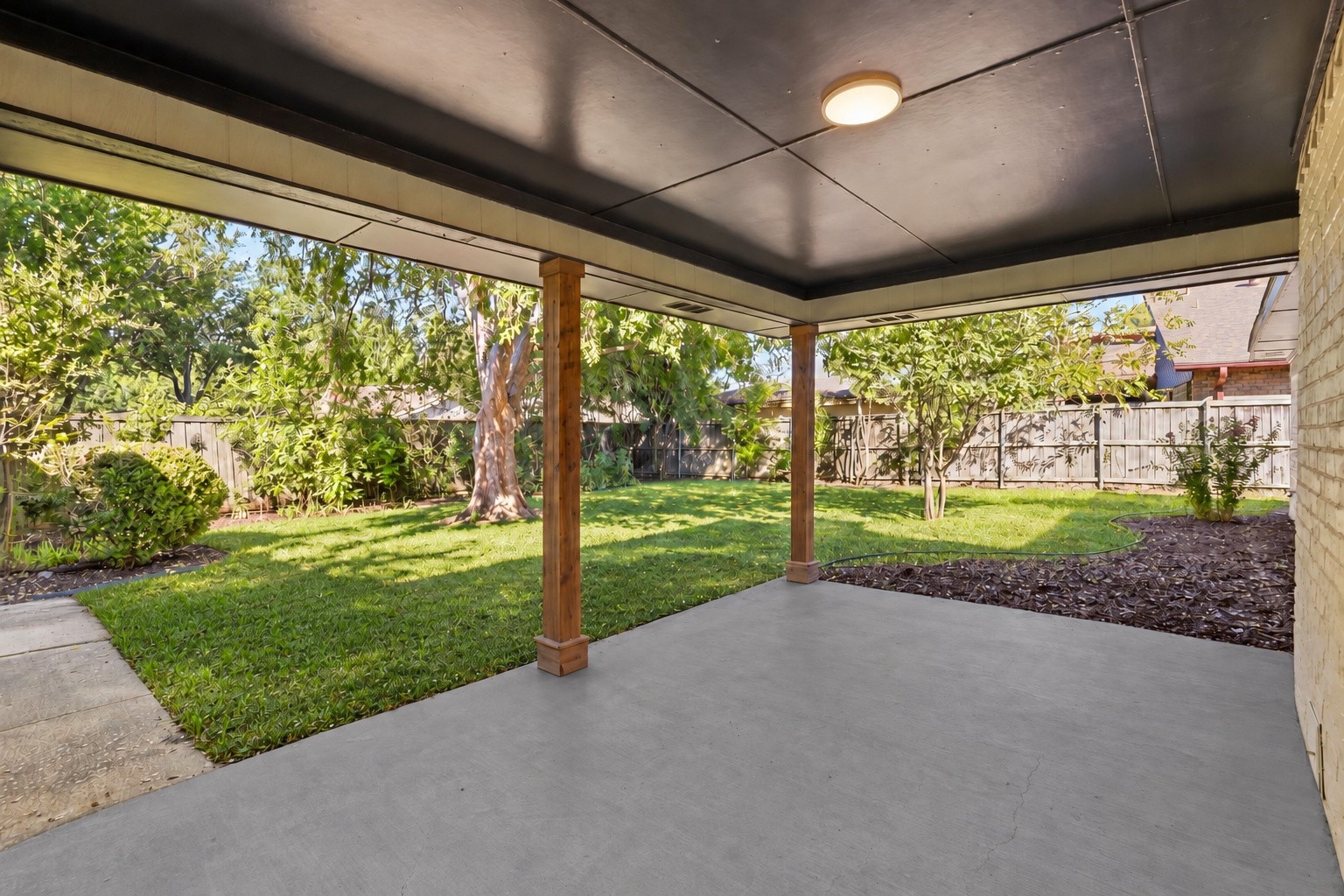 2815 Staffordshire Drive