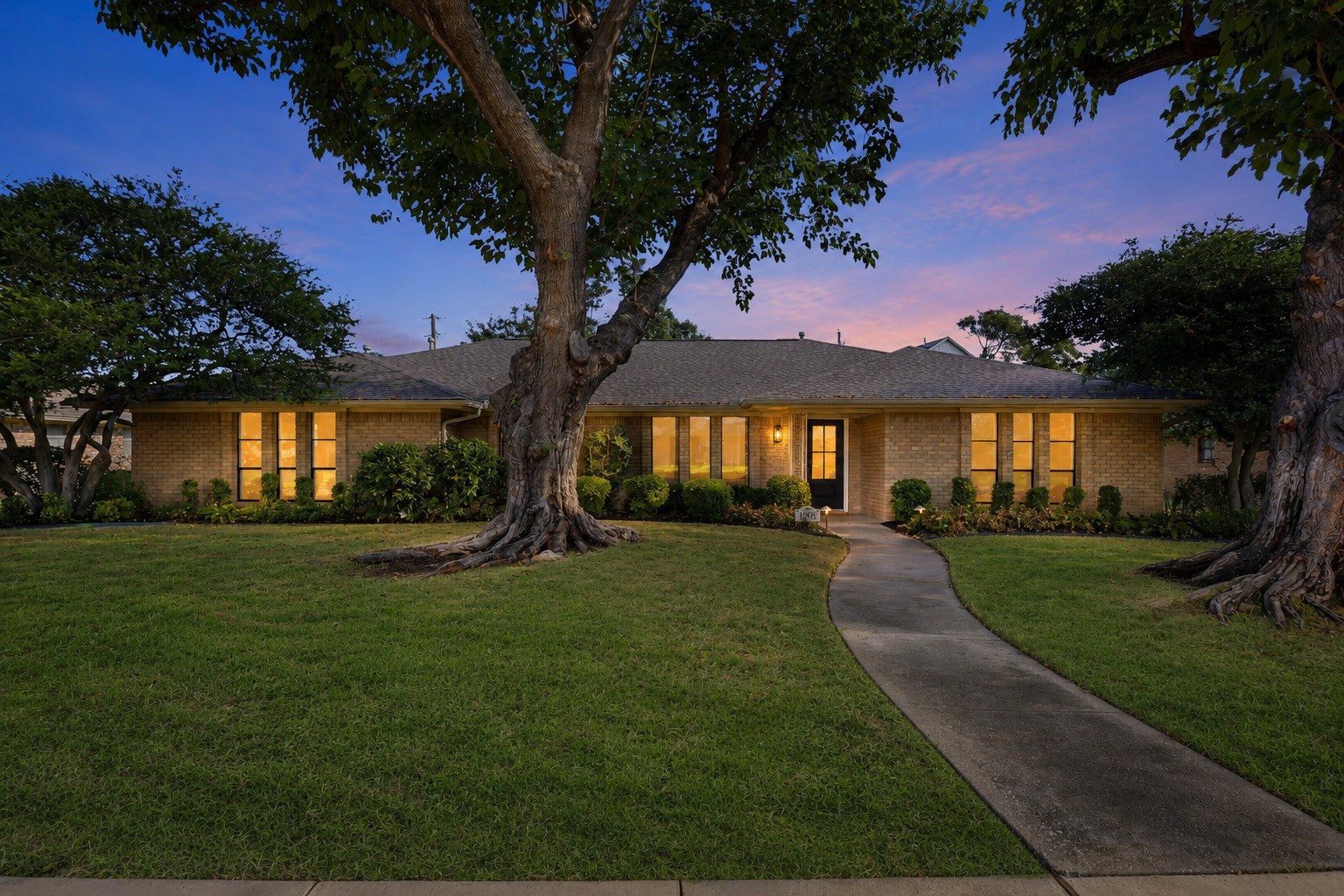 1905 Midcrest Drive