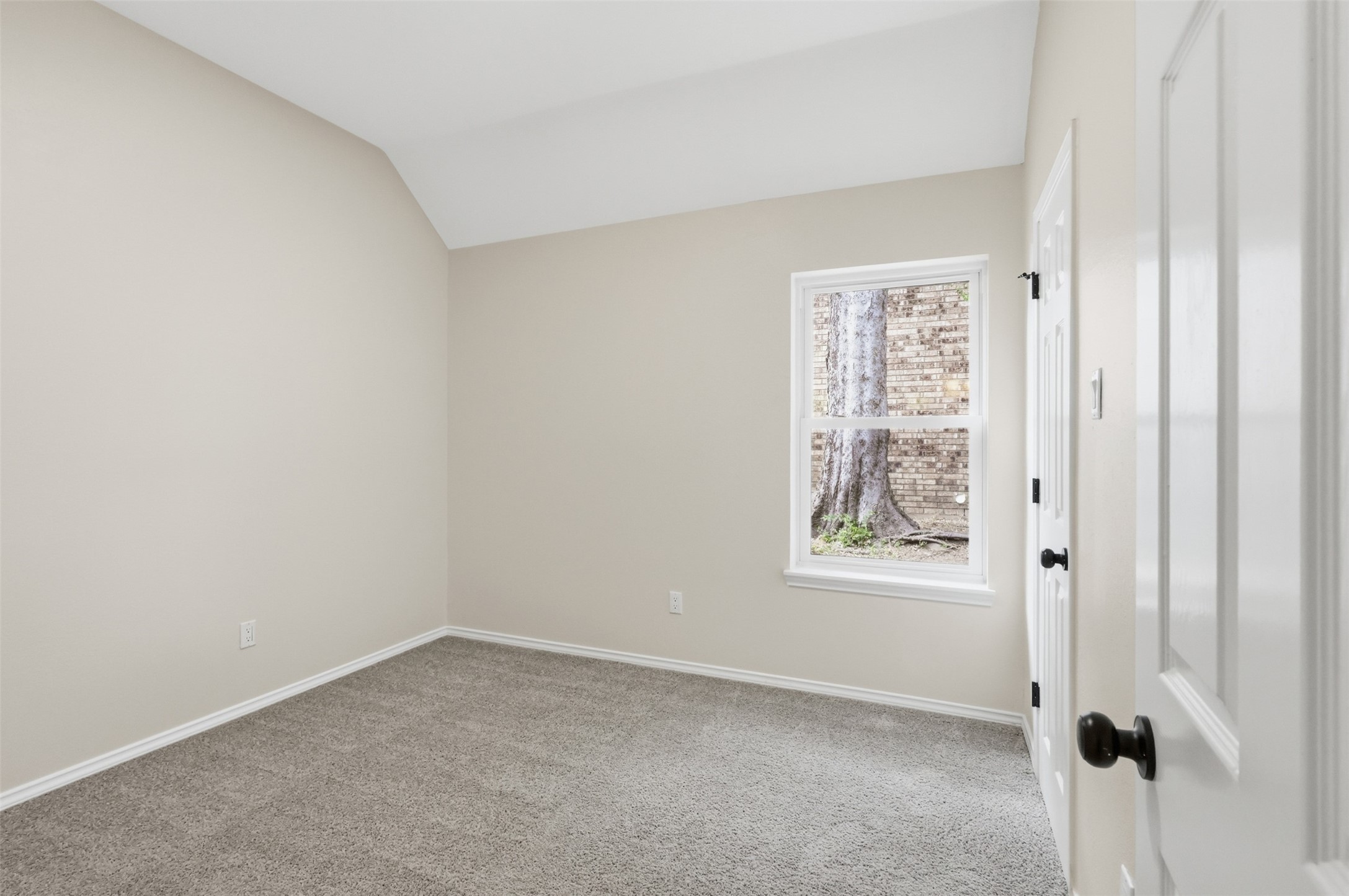 812 Fall Drive