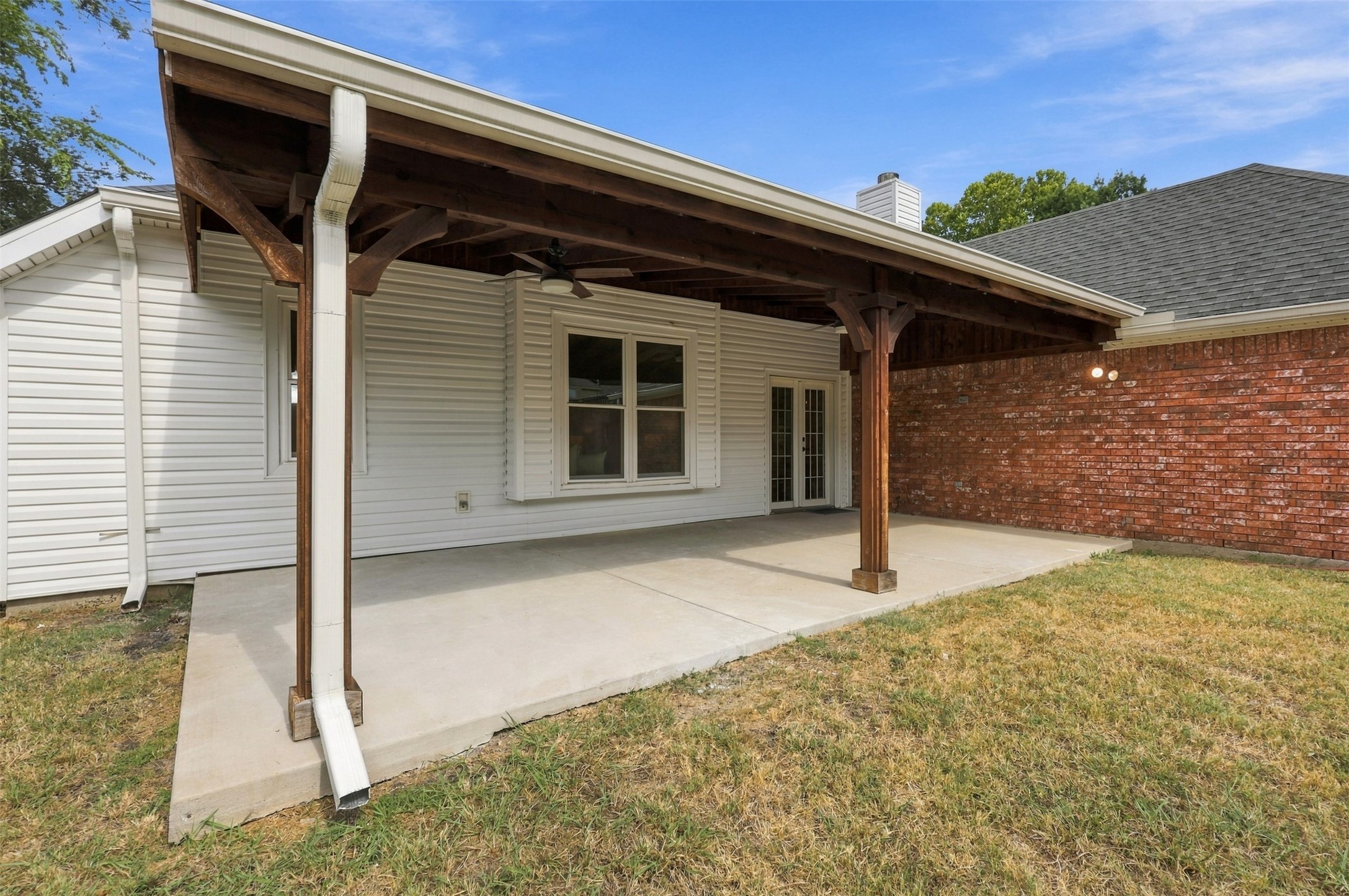 812 Fall Drive