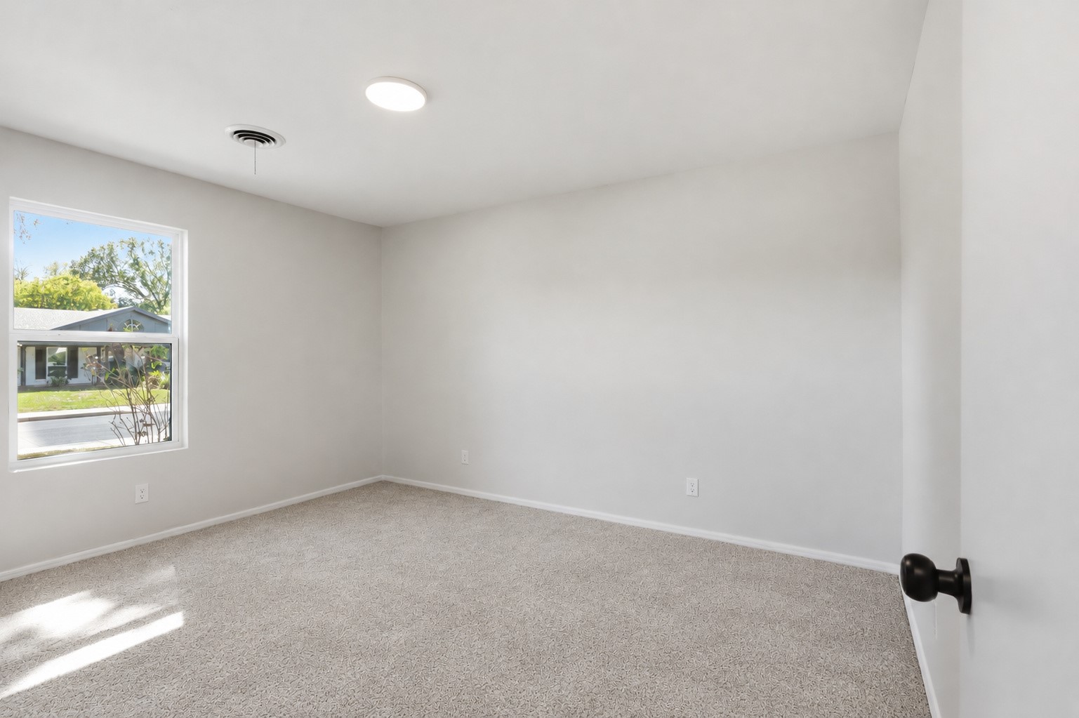 1521 Glenwick Drive