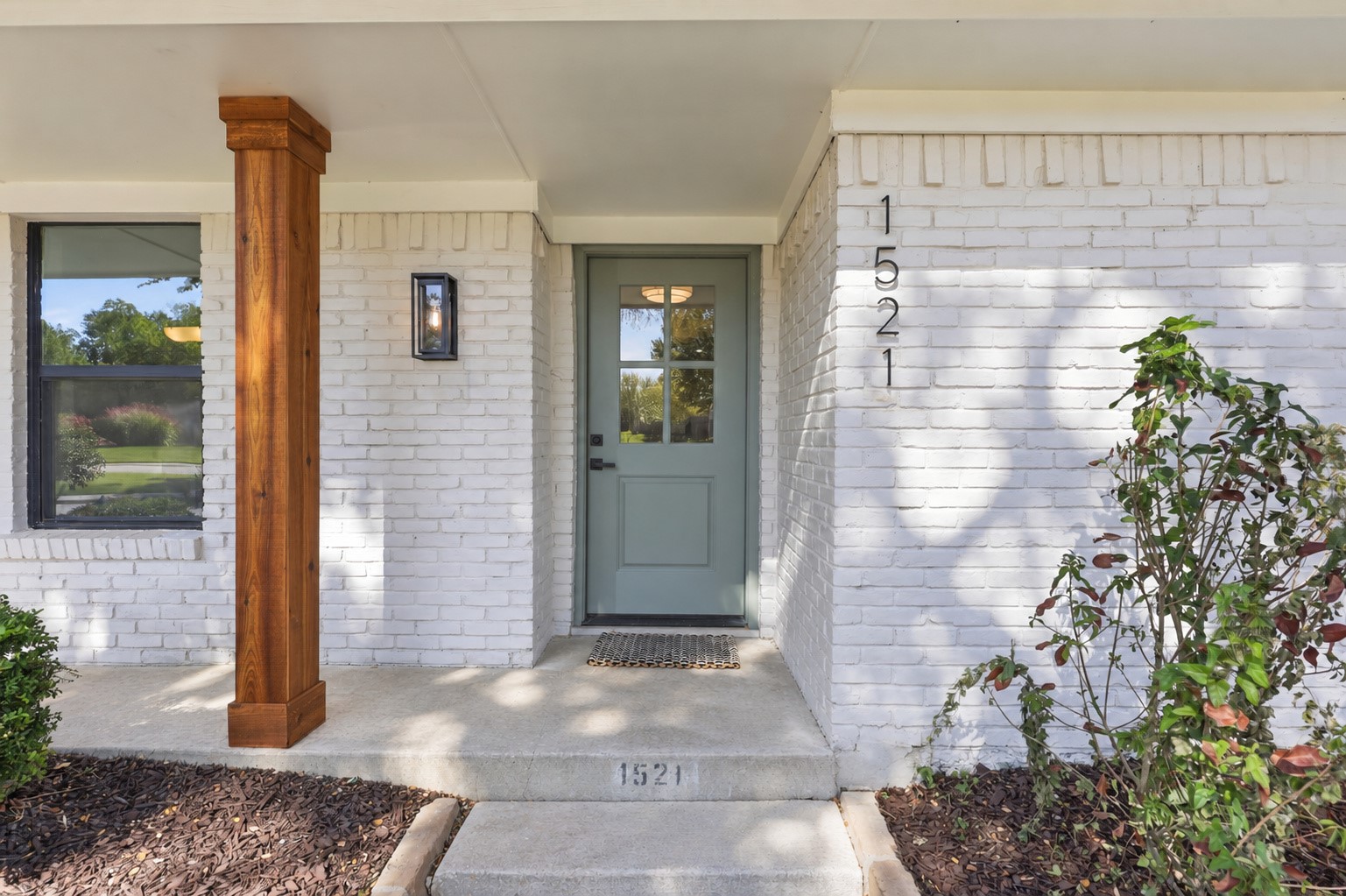 1521 Glenwick Drive