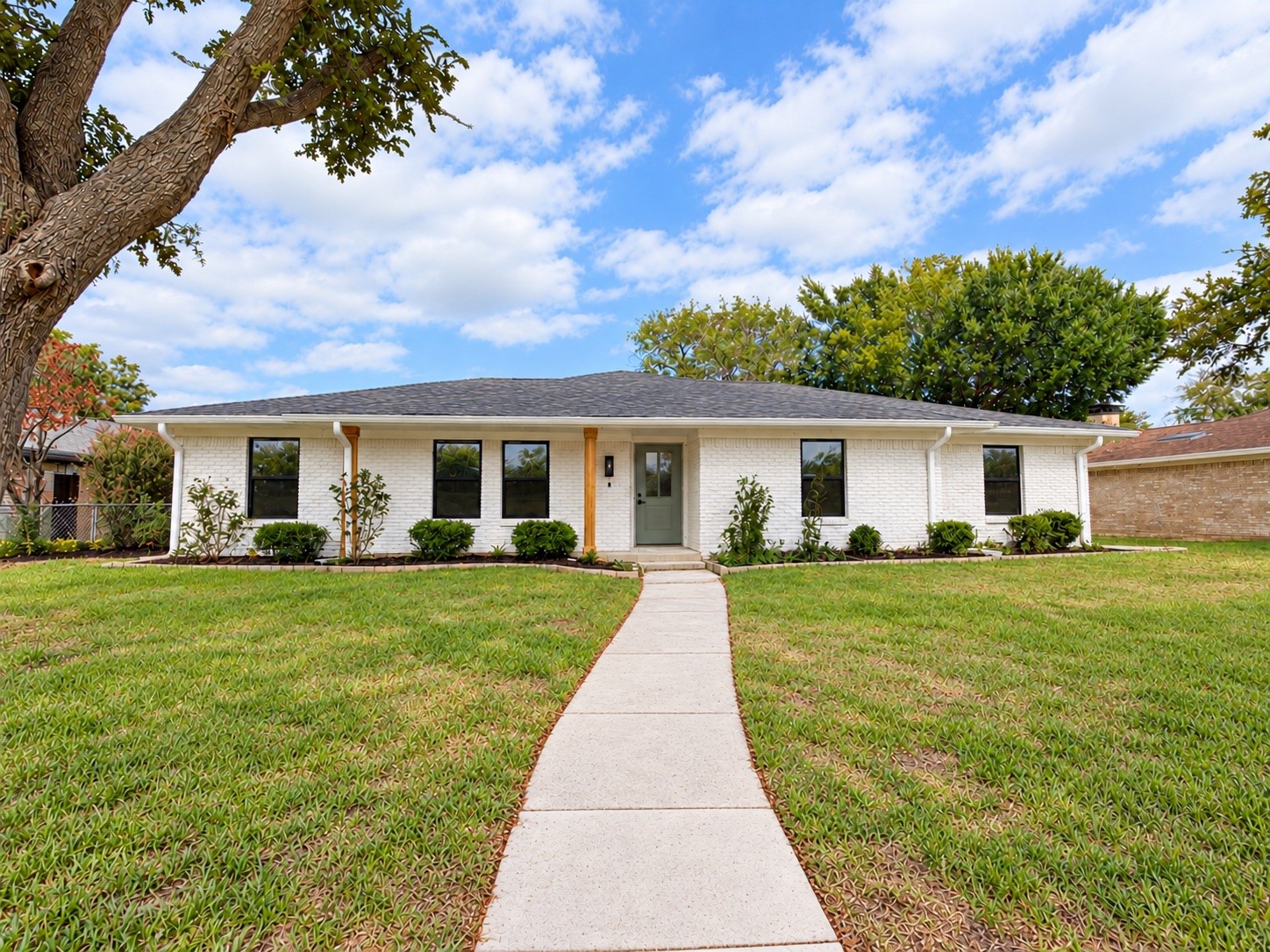 1521 Glenwick Drive