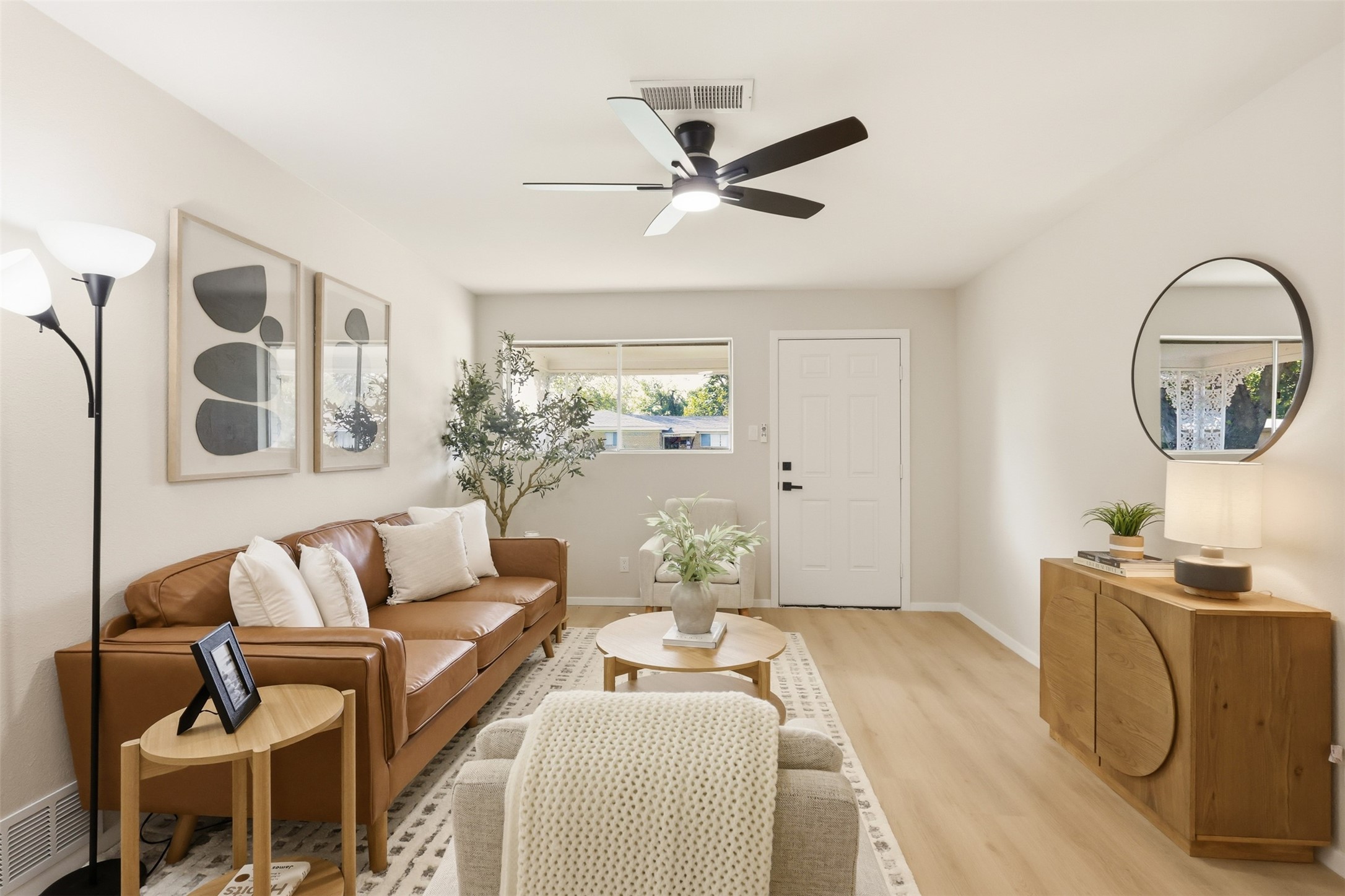 3616 Venice Drive