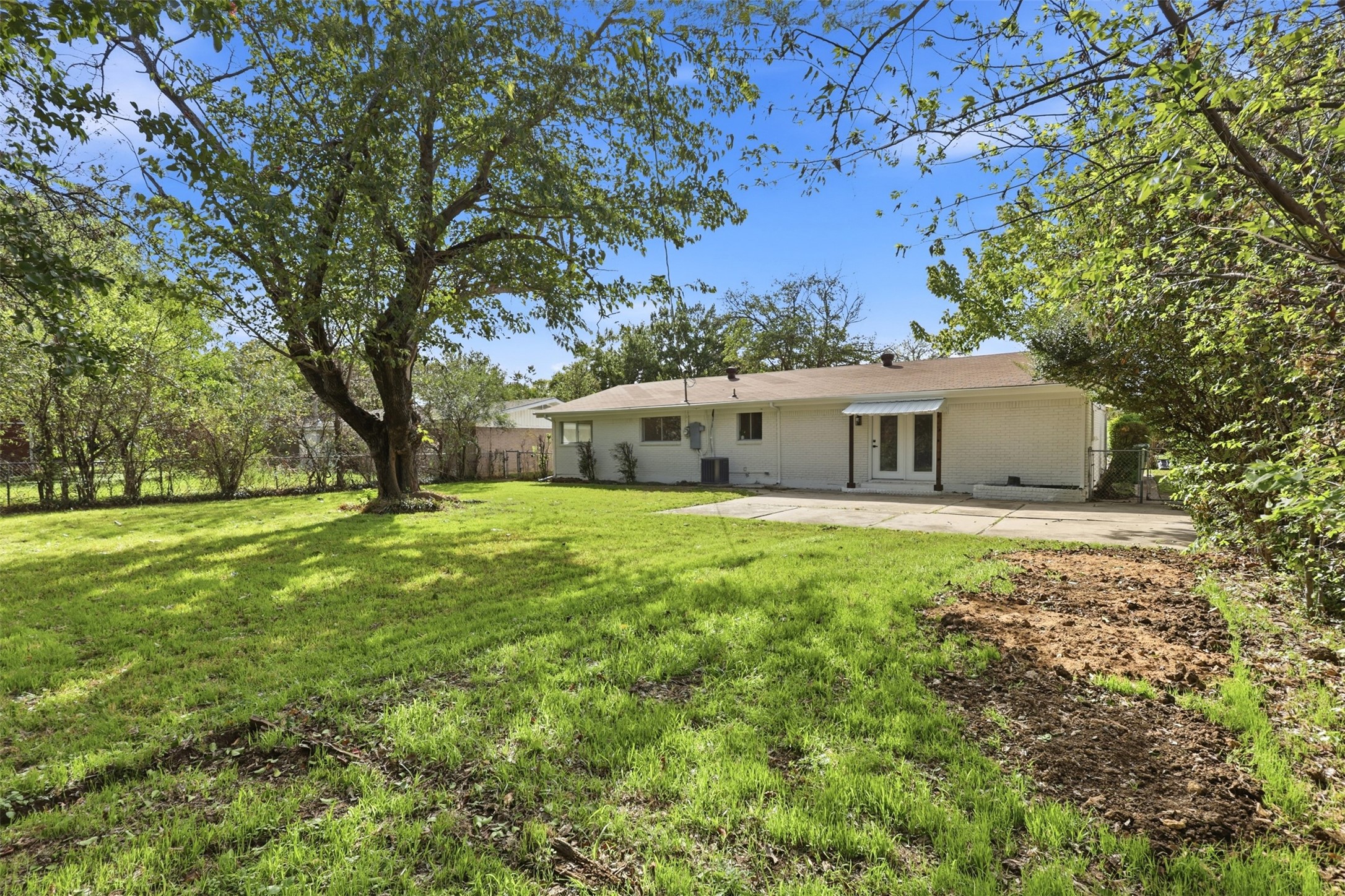 3616 Venice Drive