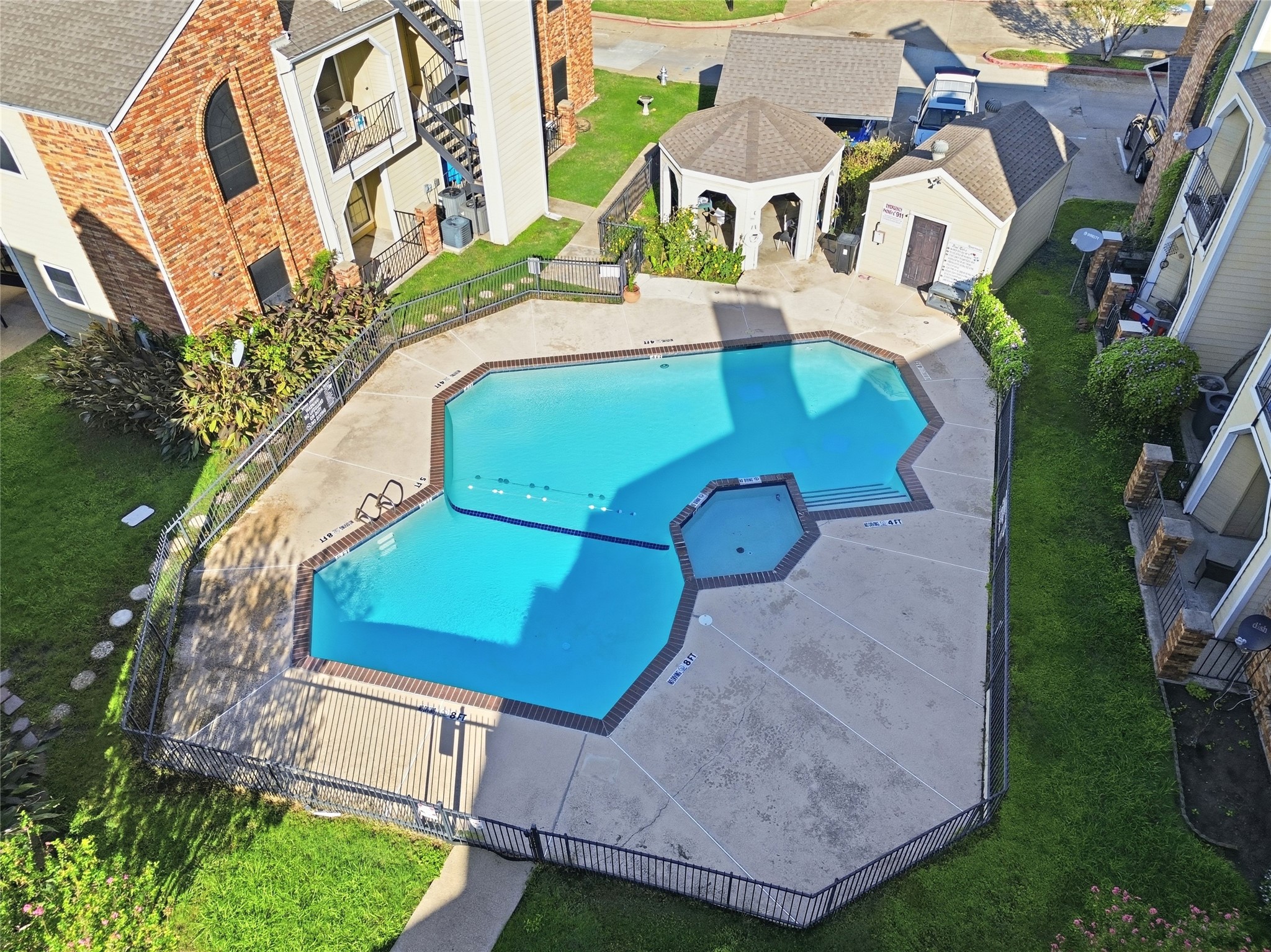4414 Point Boulevard 115