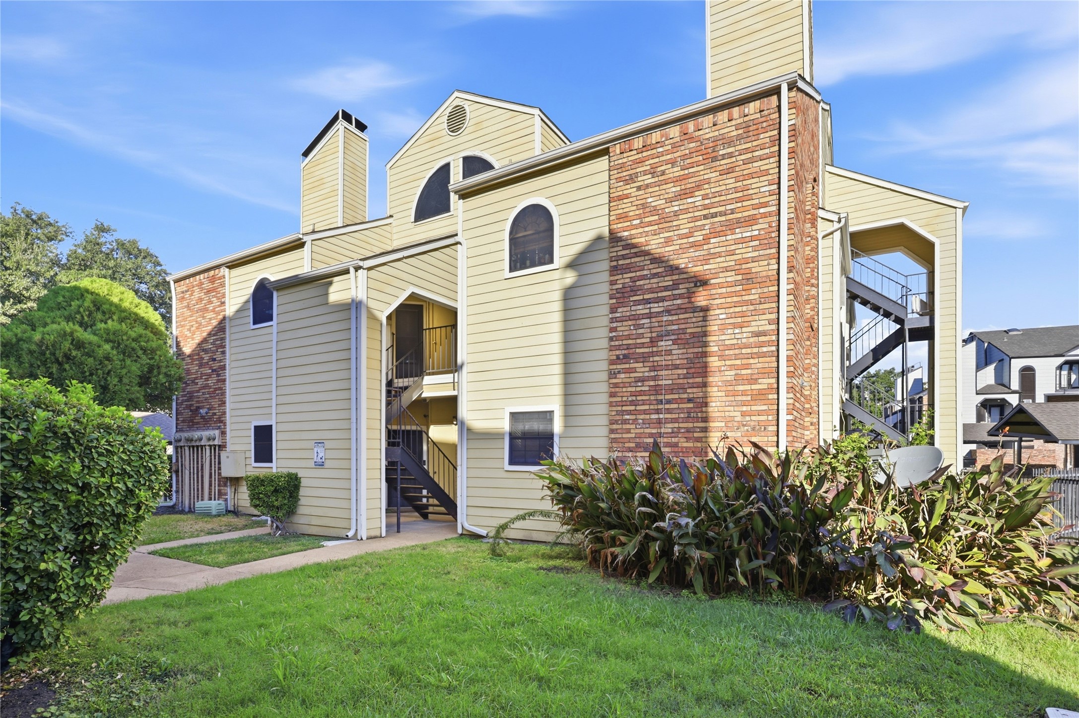 4414 Point Boulevard 115