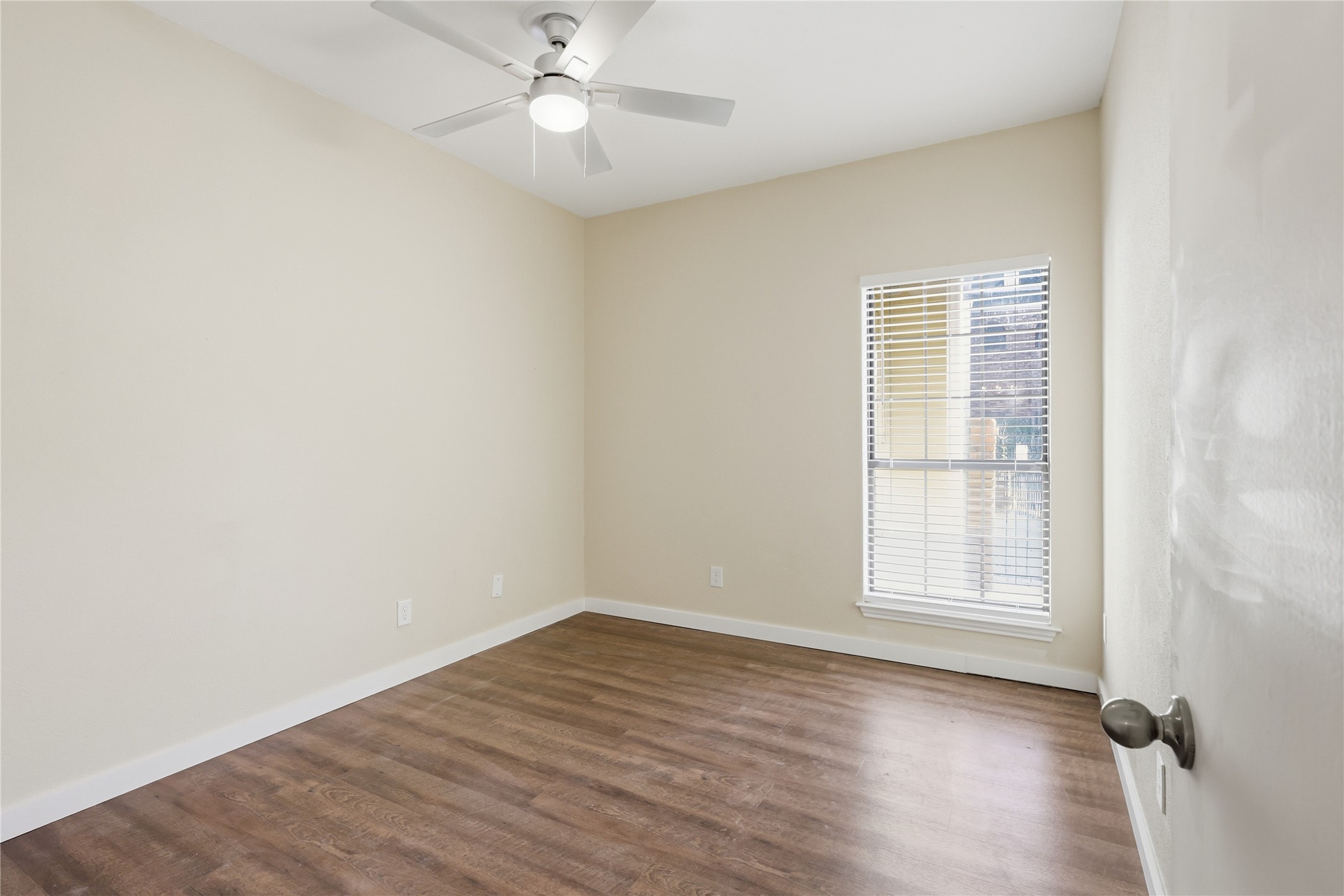 4414 Point Boulevard 115