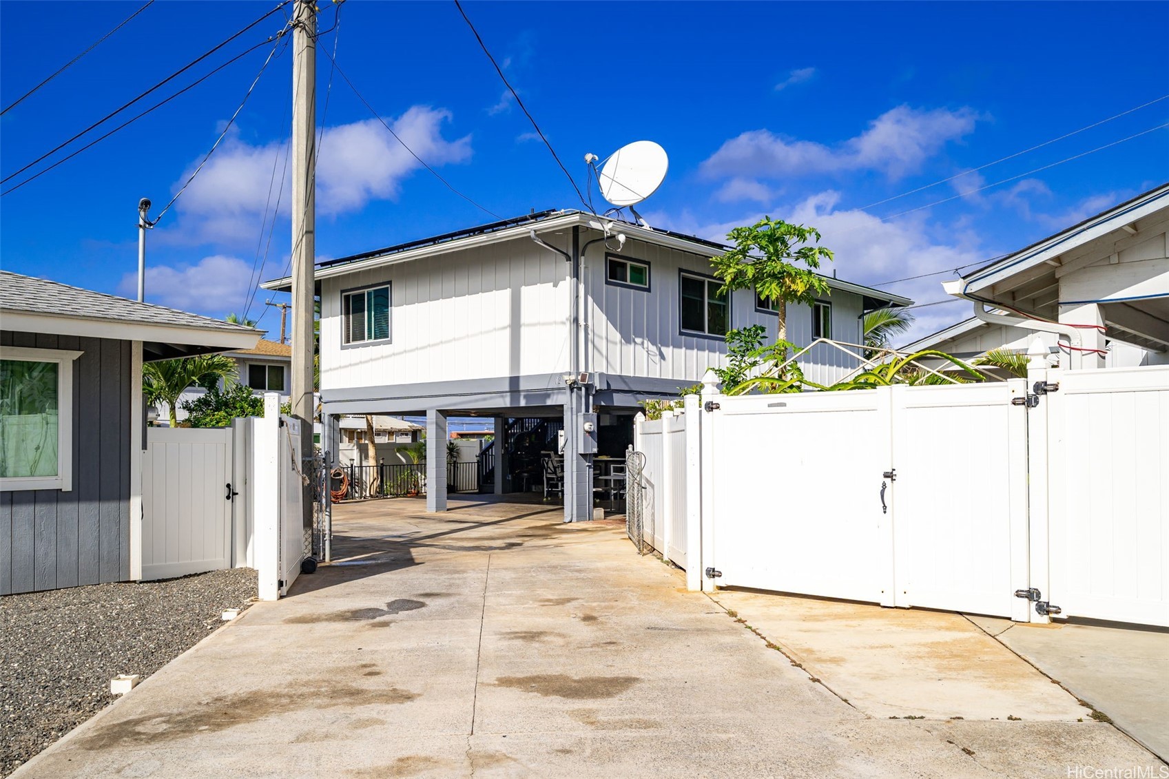 87-1720 Farrington Highway 12