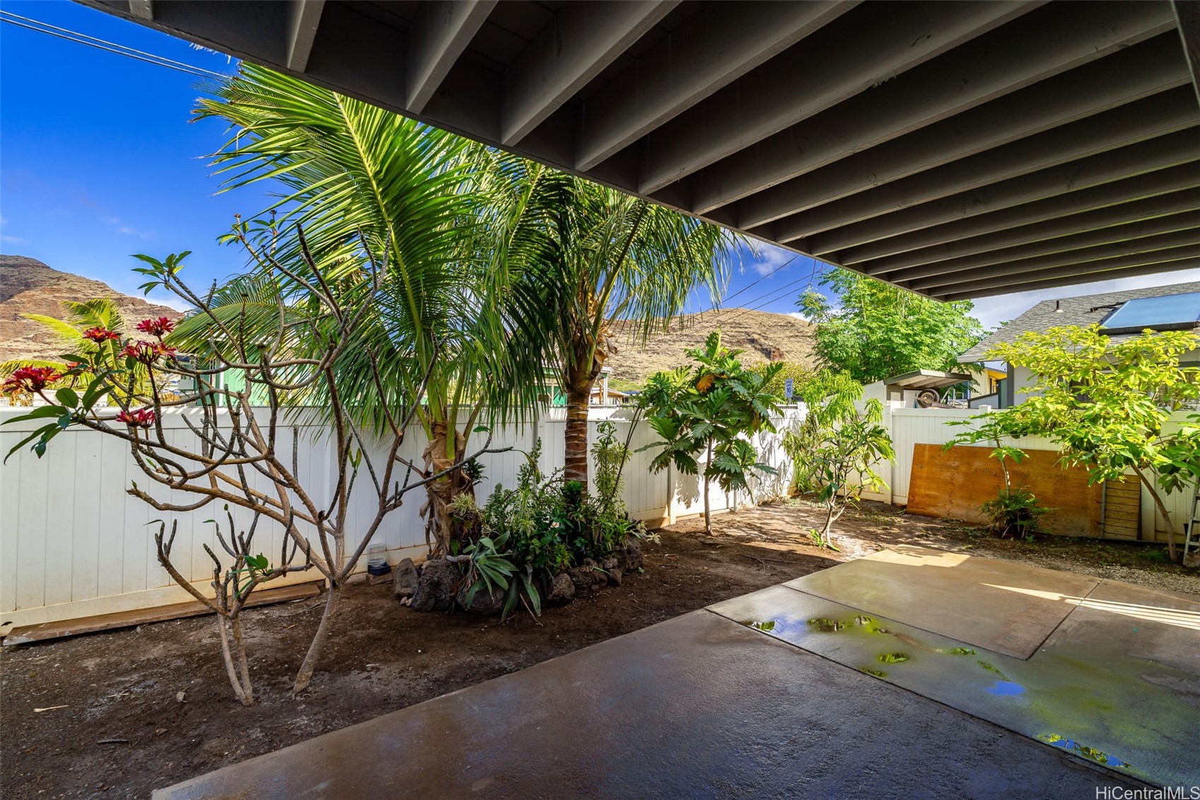 87-1720 Farrington Highway 12