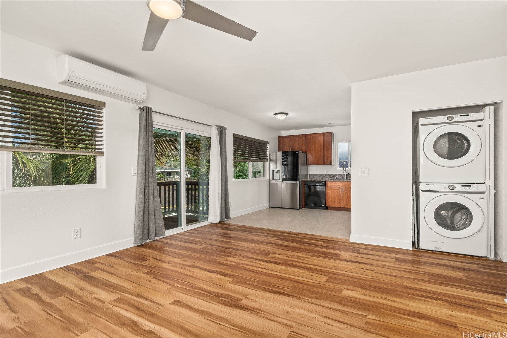 87-1720 Farrington Highway 12
