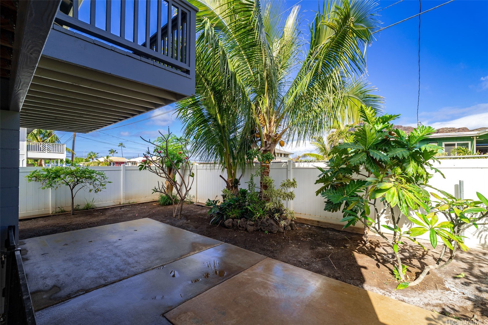 87-1720 Farrington Highway 12