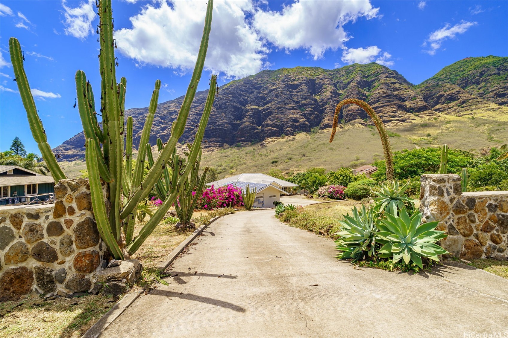 84-1080 Maunaolu Street