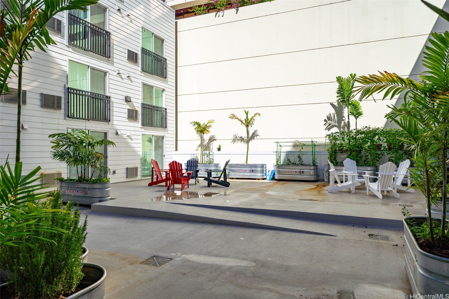 803 Waimanu Street 214