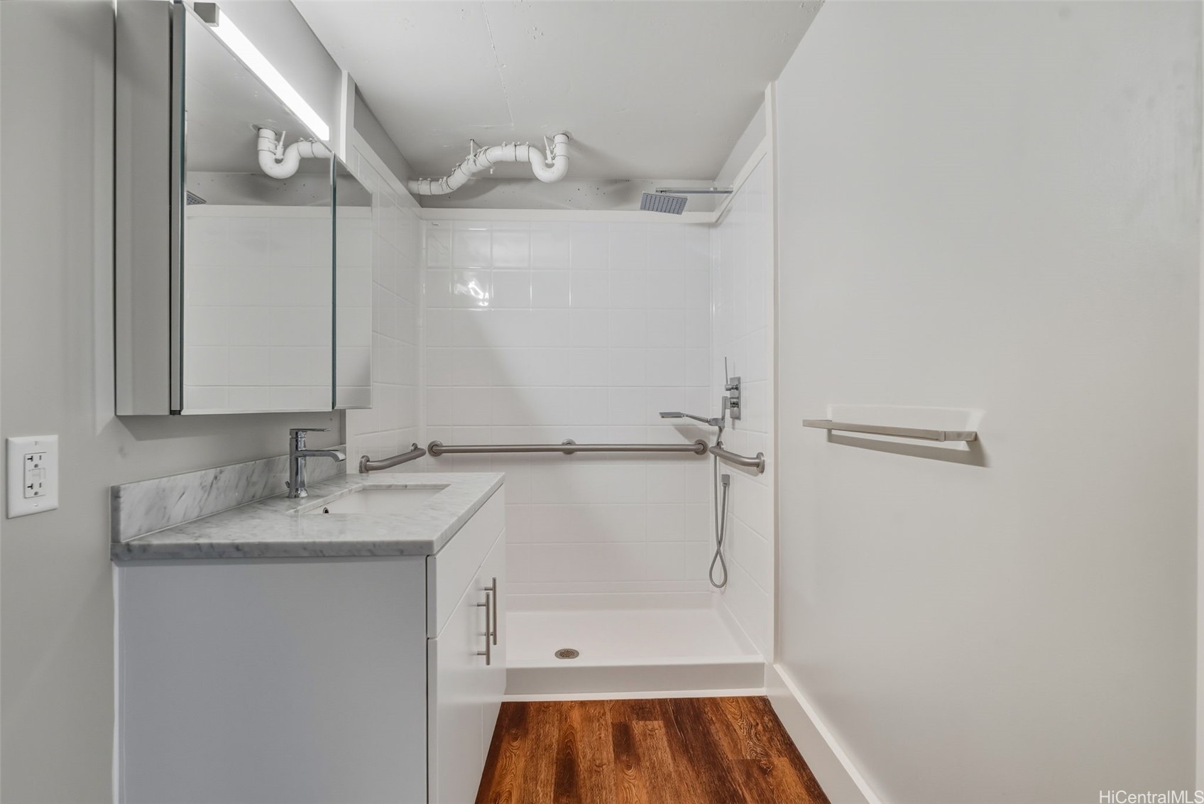 803 Waimanu Street 214