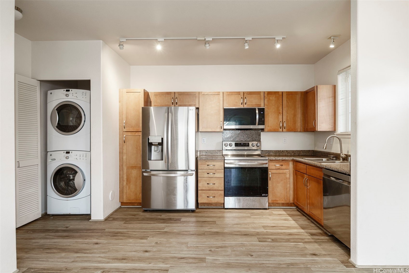 1131 Kakala Street 1303