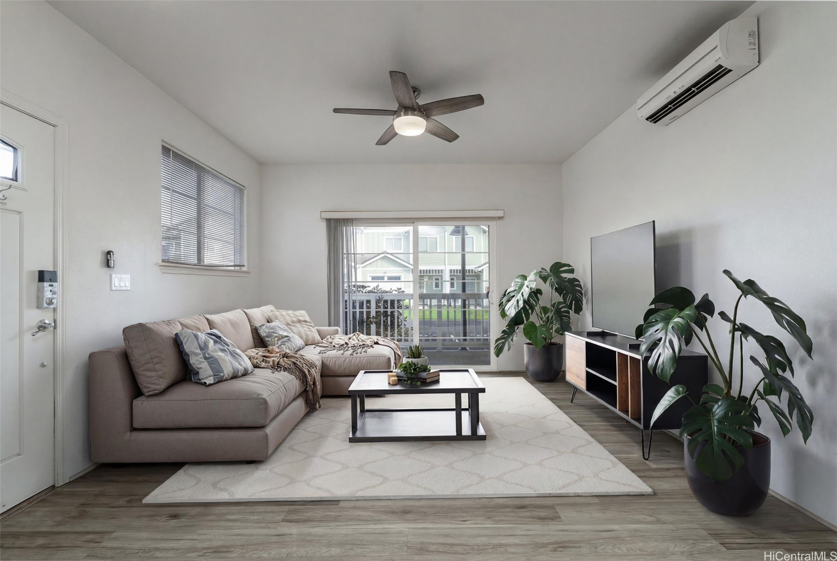 1131 Kakala Street 1303