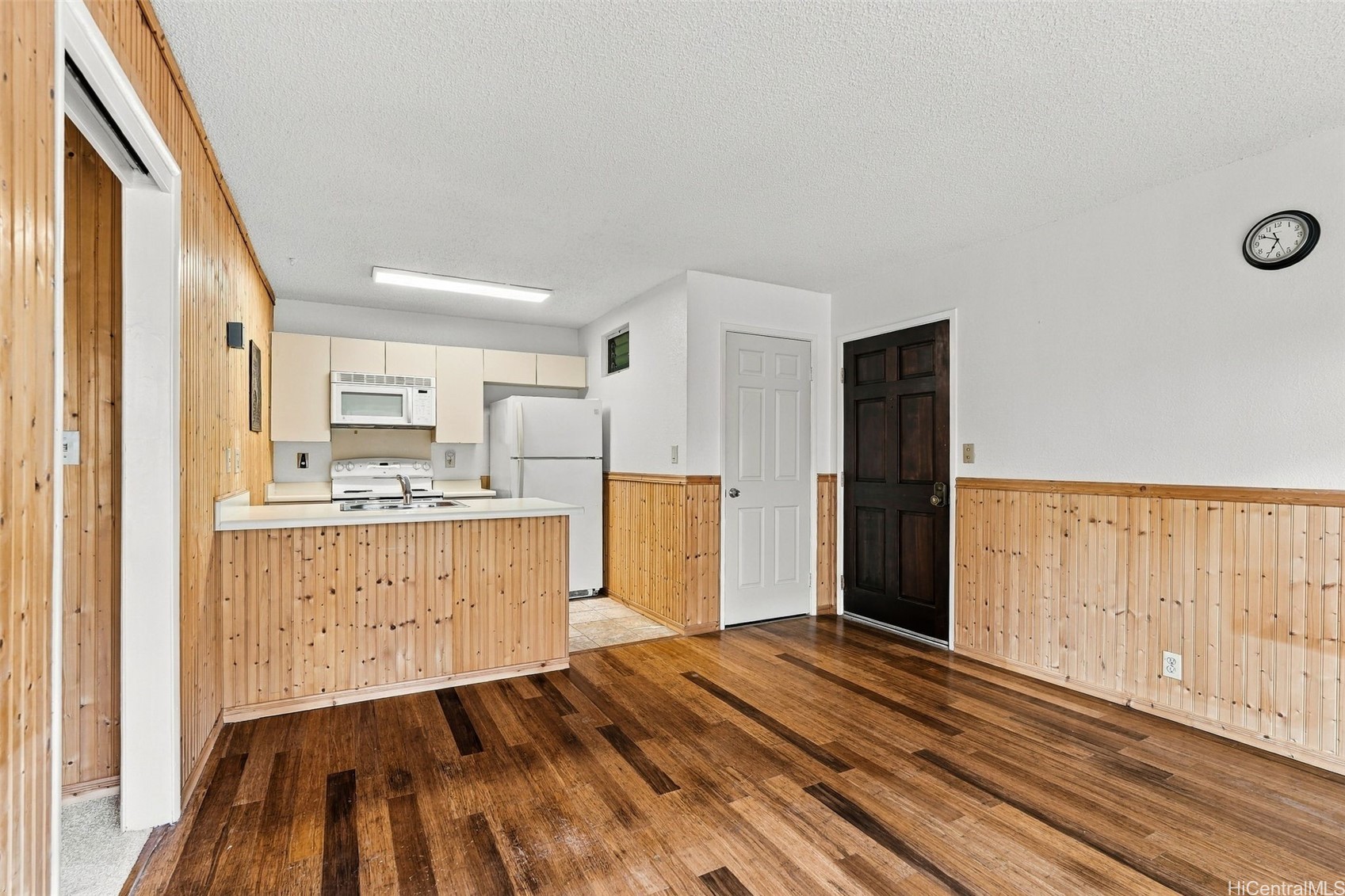 94-1063 Kaukahi Place 4B