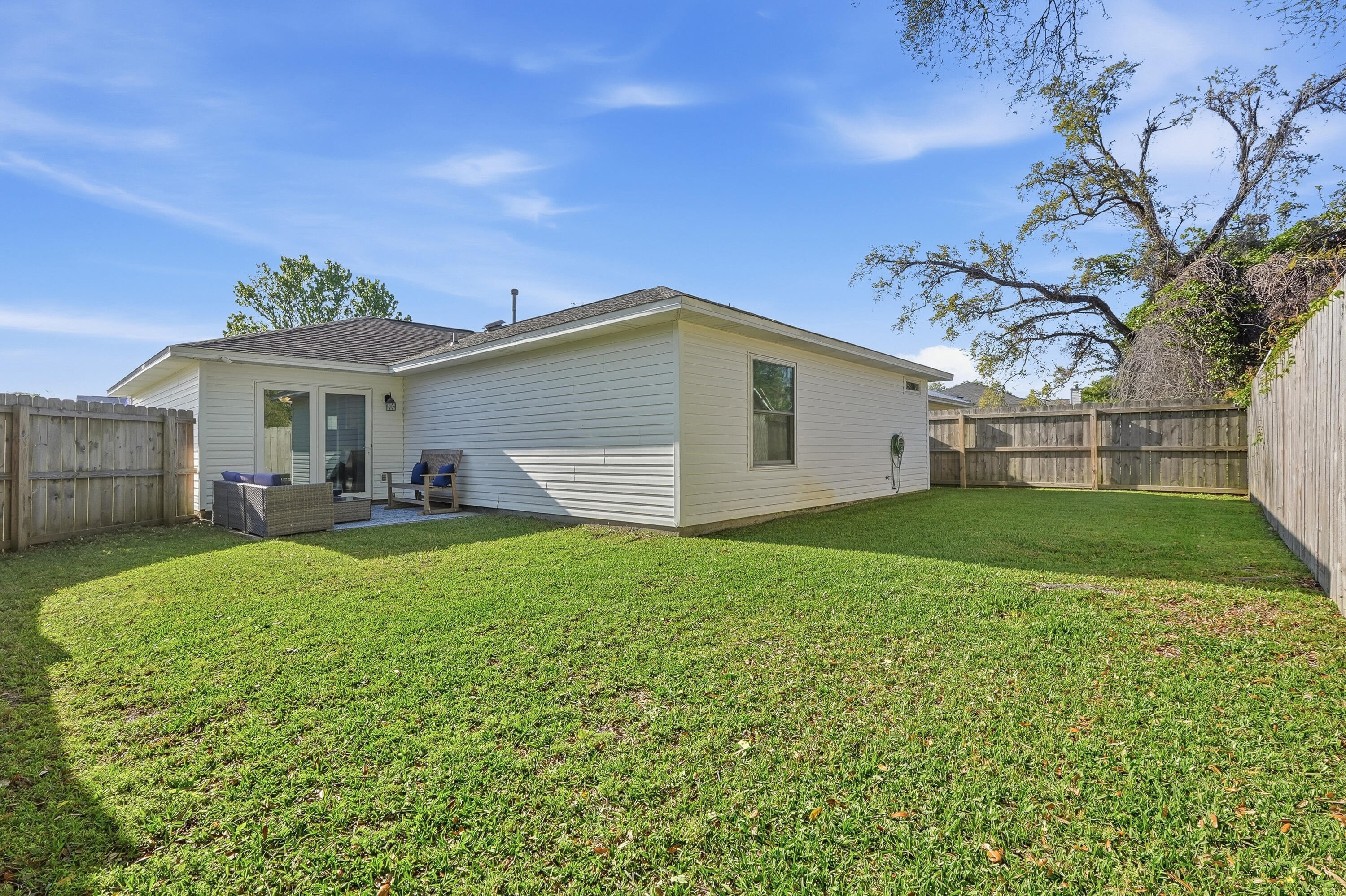 986 John Wayne Circle