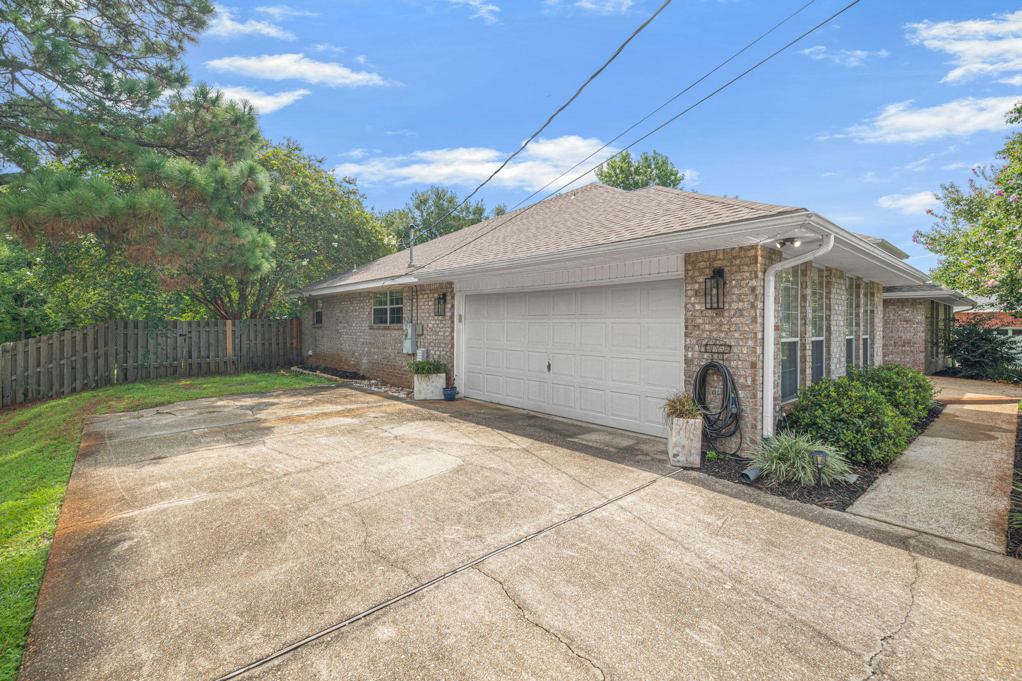 1836 Seahawk Lane