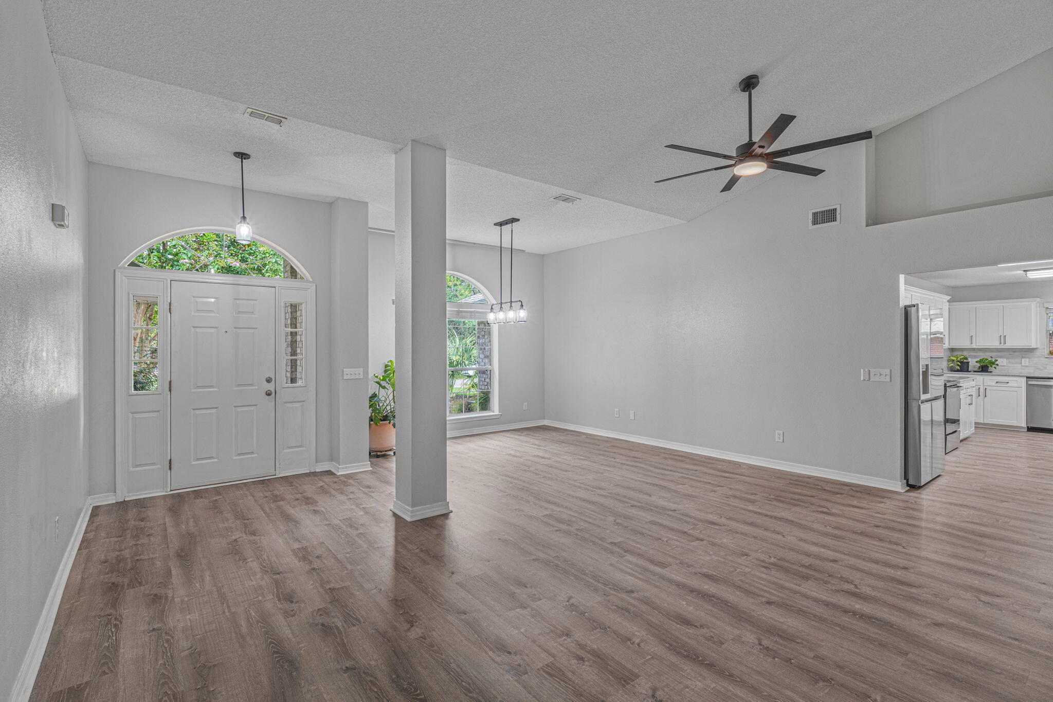 1836 Seahawk Lane