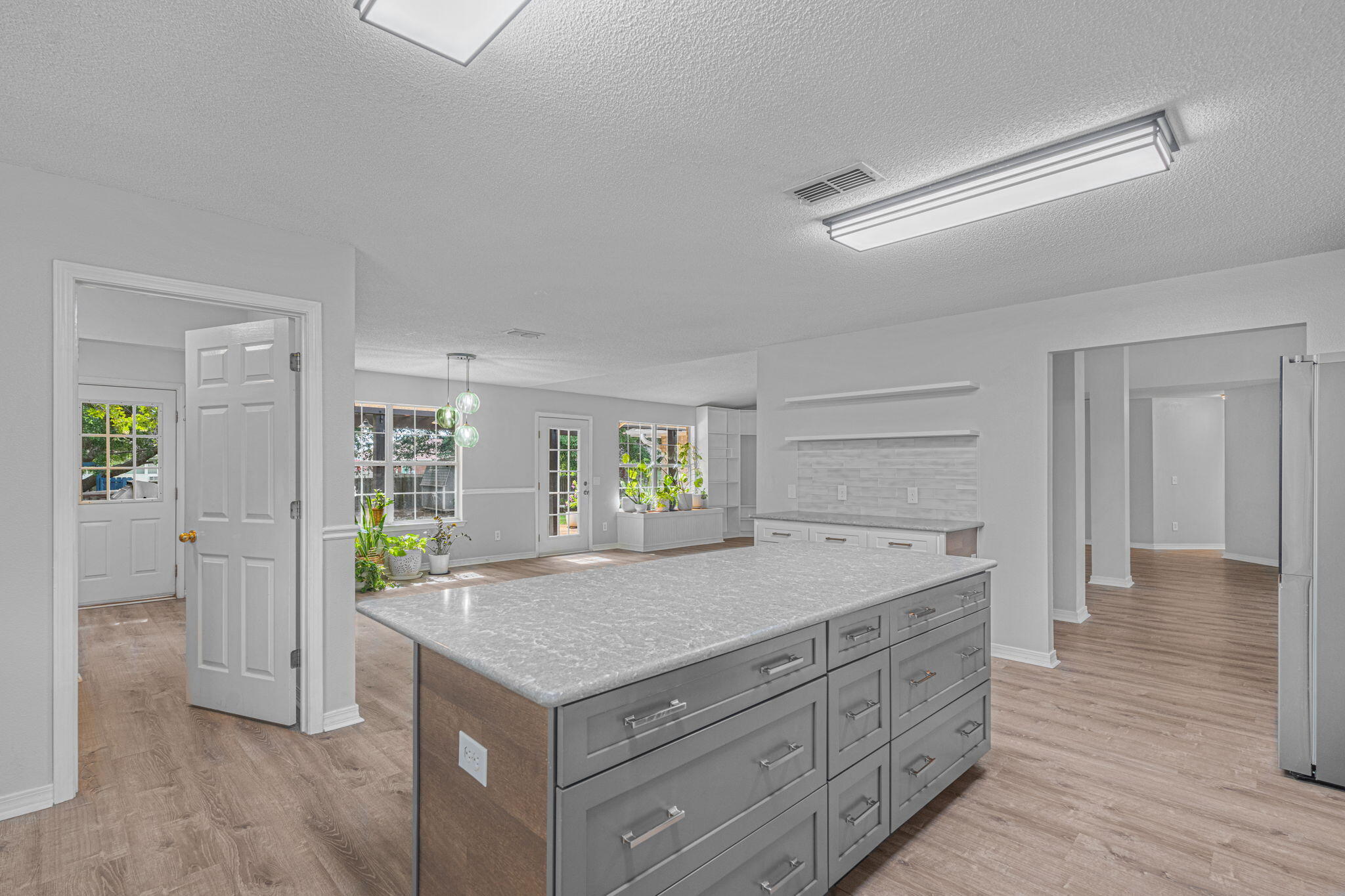 1836 Seahawk Lane