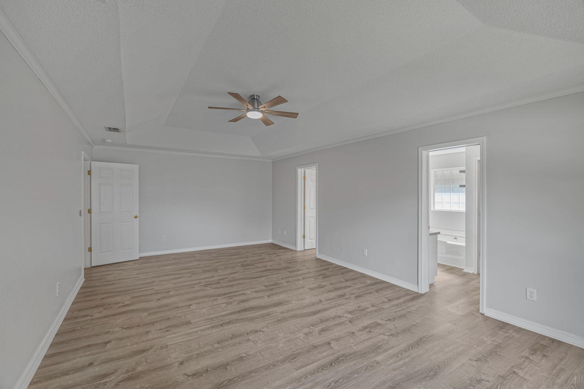 1836 Seahawk Lane