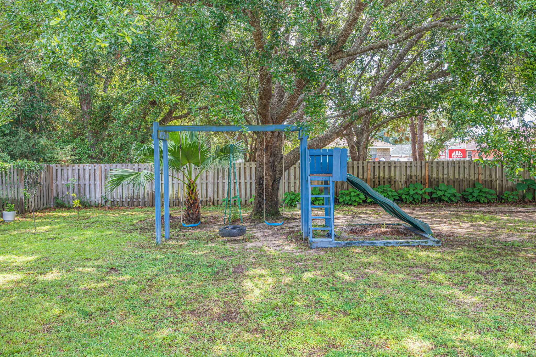 1836 Seahawk Lane