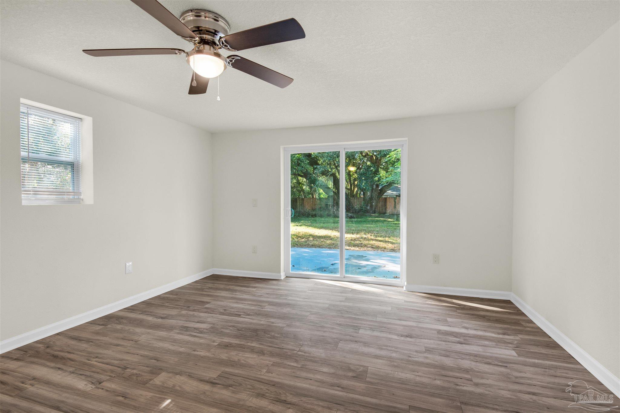 1551 Tommy St